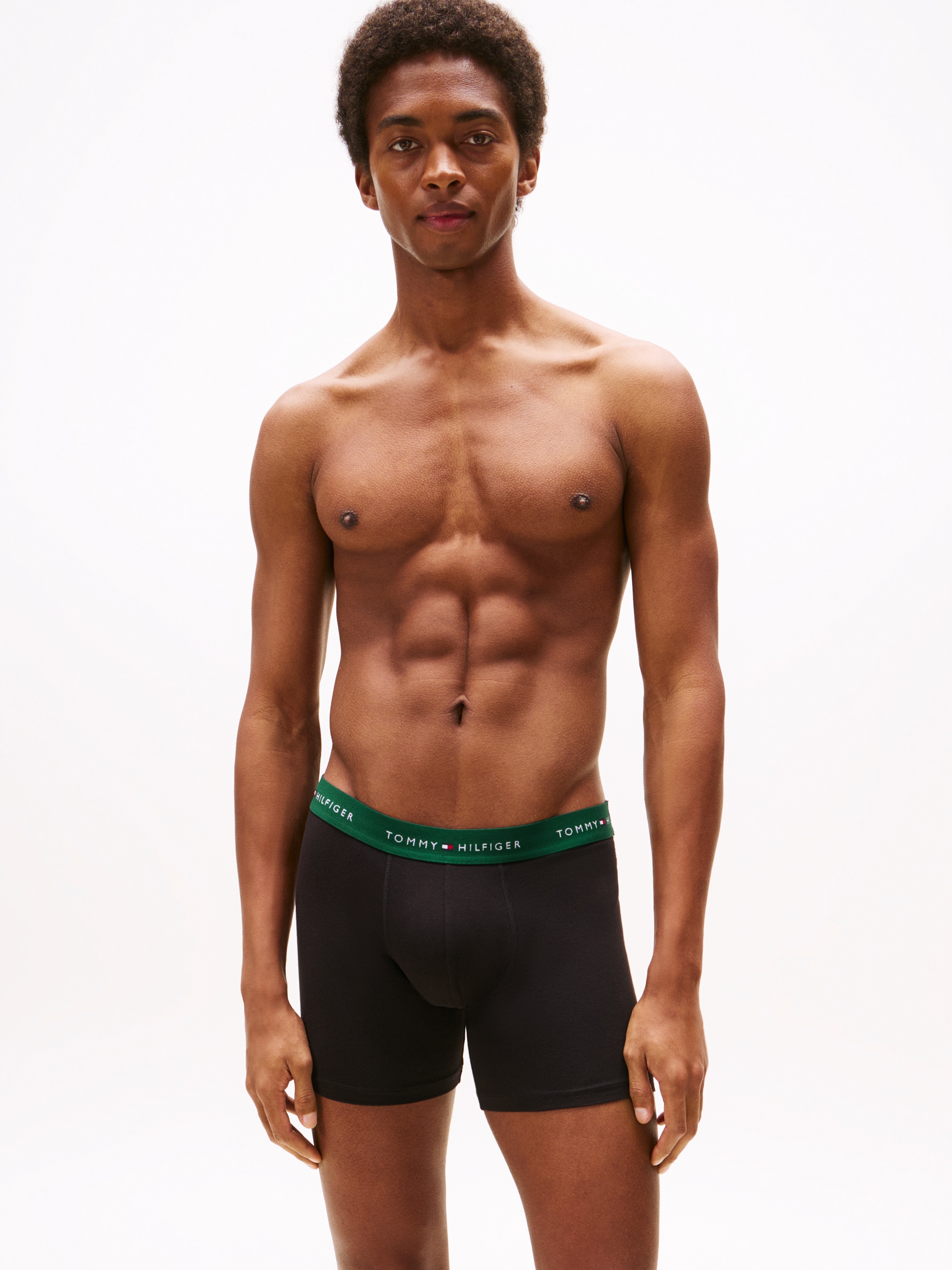 Tommy Hilfiger Underwear Boxershorts »3P BOXER BRIEF WB« Packung, 3er-Pack, 3 Stk. tlg., mit kontrastfarbenem Logobund