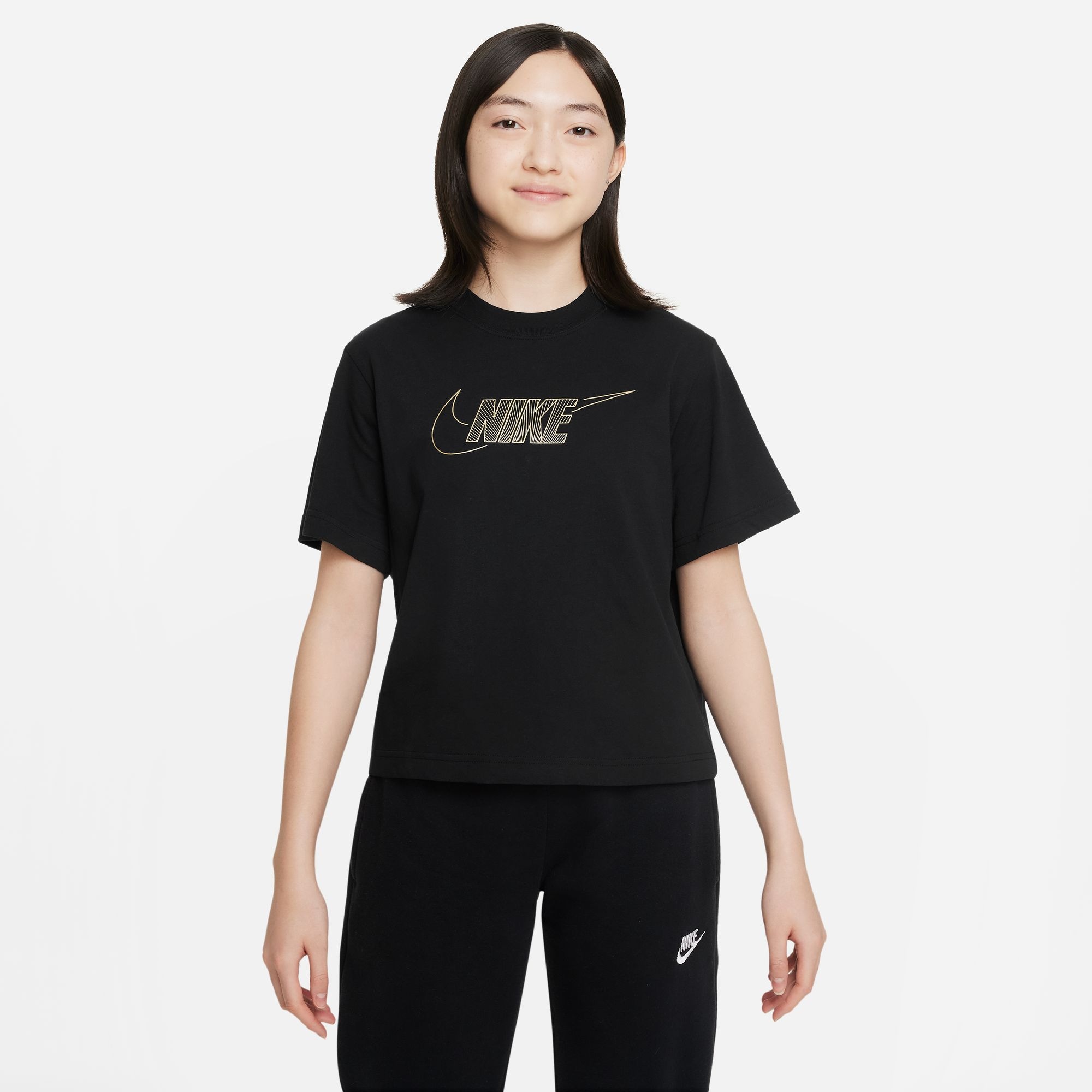 Nike Sportswear T-Shirt »GIRLS' BOXY T-SHIRT«
