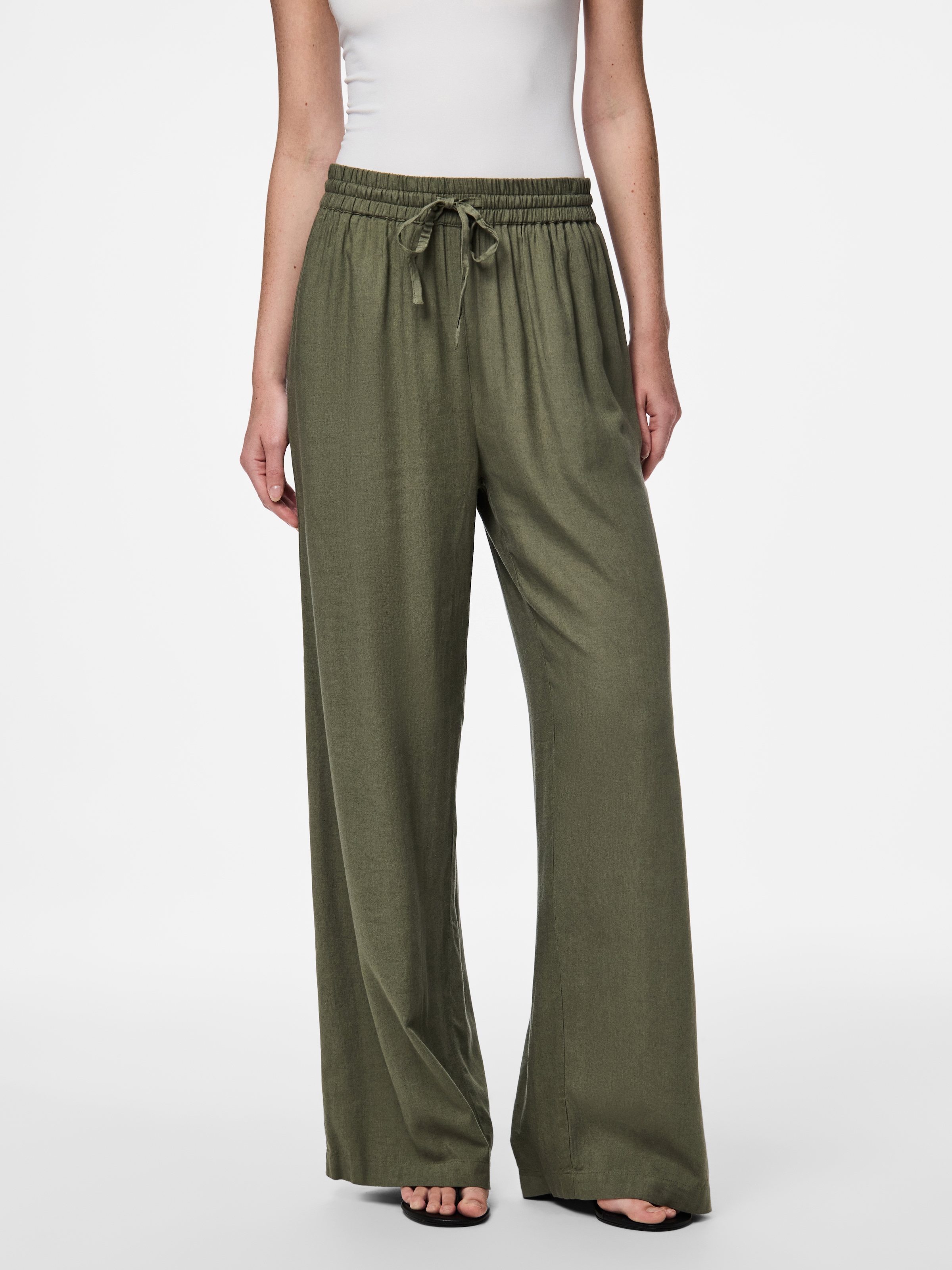 pieces Schlupfhose »PCPIA HW WIDE PANTS WVN NOOS«