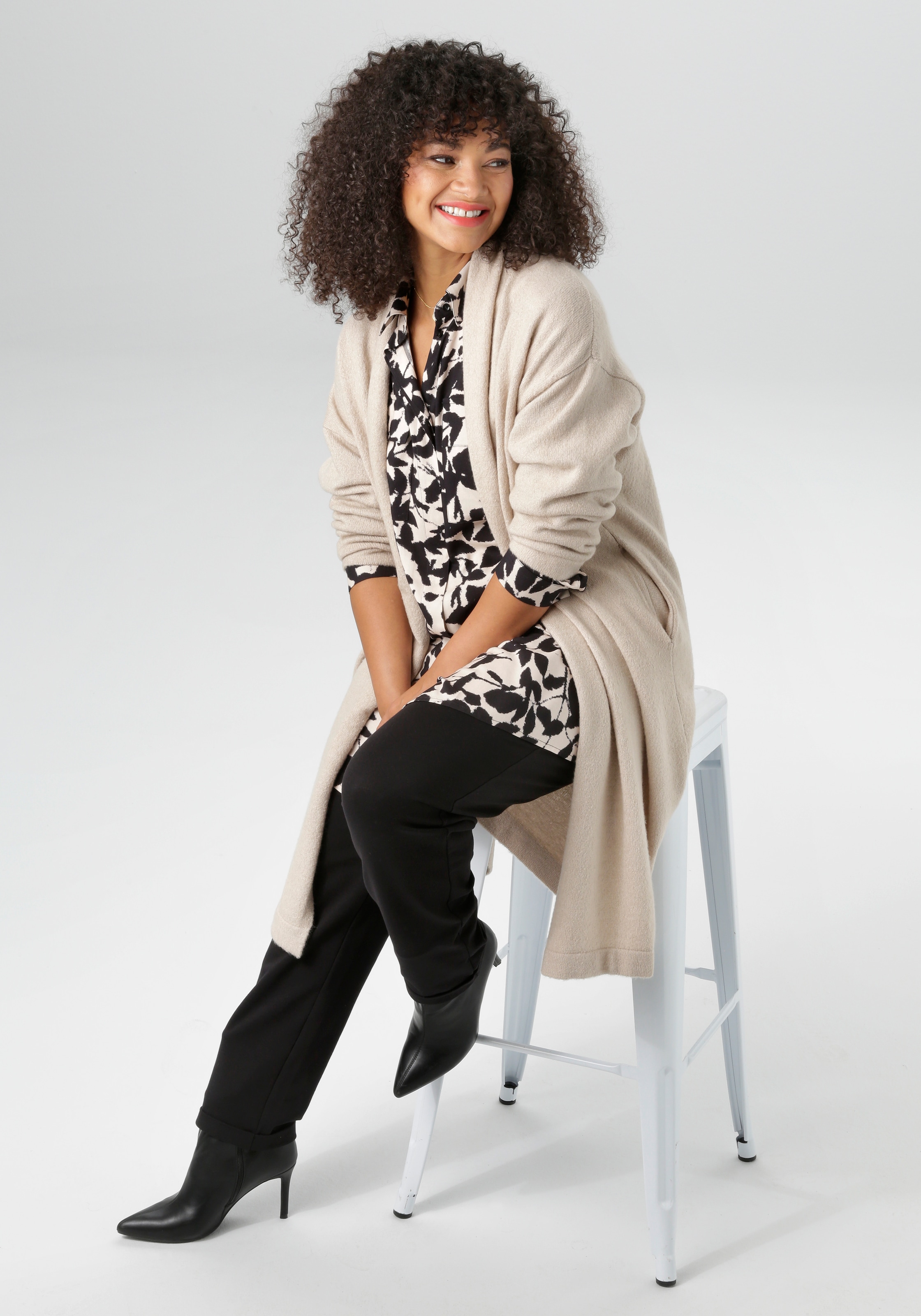 Aniston PLUS Veste en tricot in kuscheliger Qualität