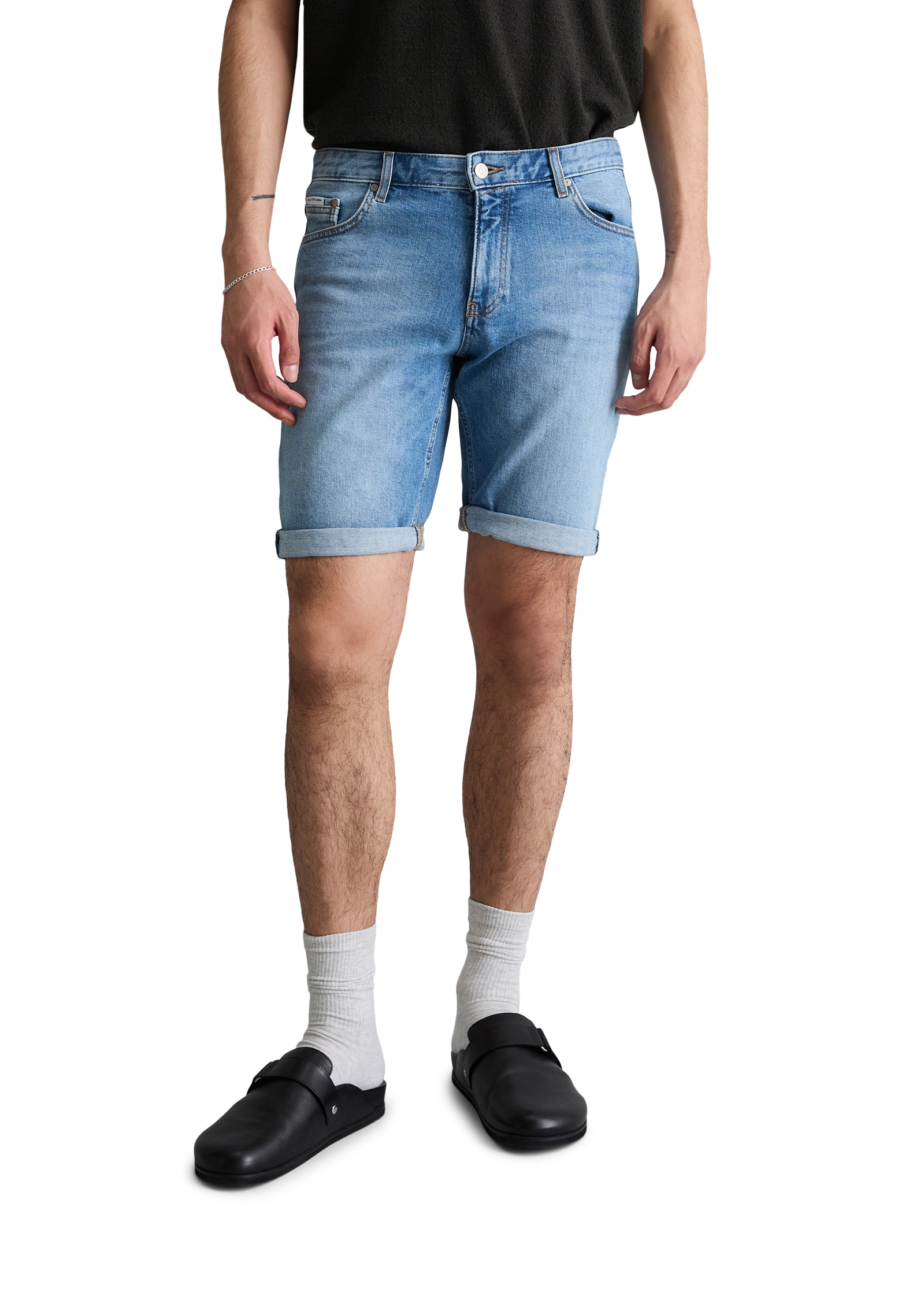Image of Marc OPolo DENIM Jeansshorts "Model Mats tapered fit aus Bio-Baumwoll-Mix"