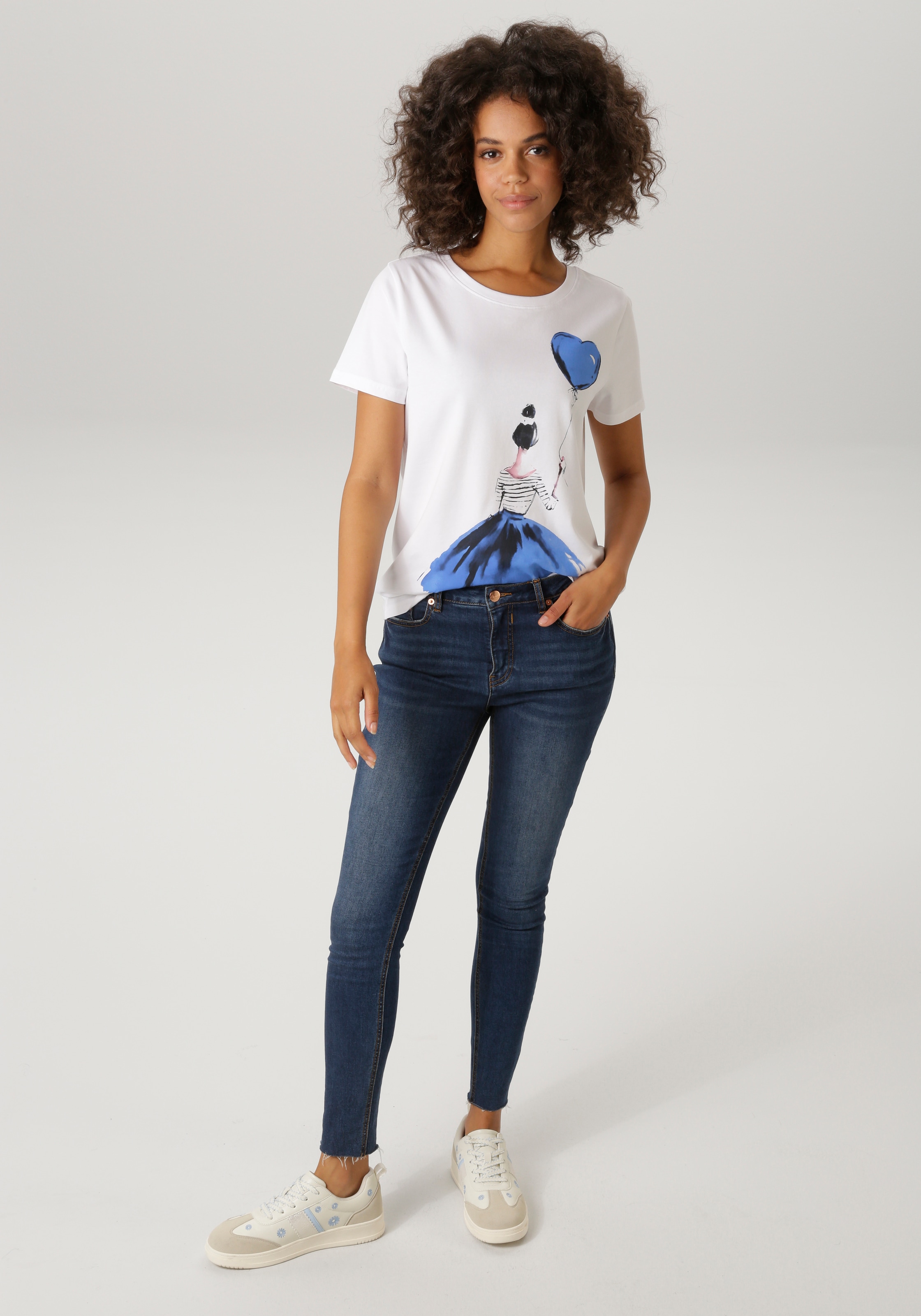 Aniston CASUAL T-Shirt mit ausdrucksvollem Frontprint