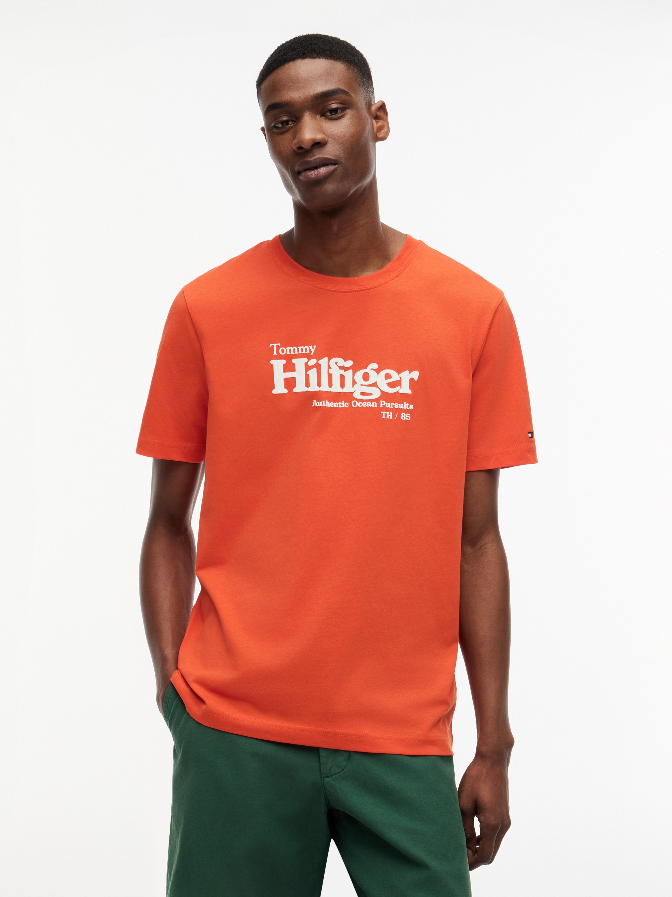 Image of Tommy Hilfiger T-Shirt "NAUTICAL CHEST GRAPHIC REGULAR"