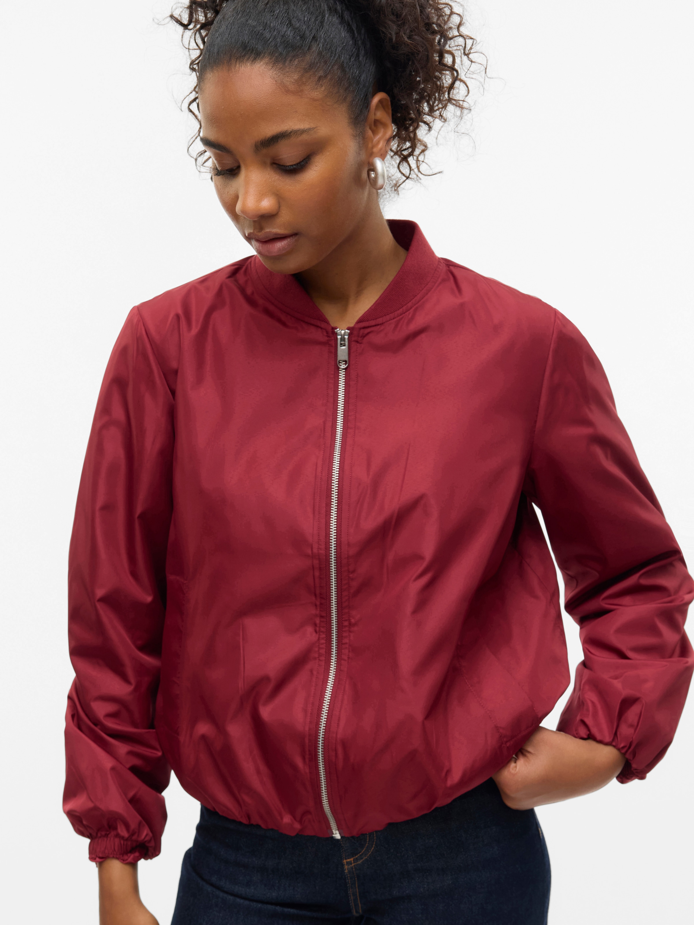 Vero Moda Outdoorjacke »VMLEE SHORT BOMBER JACKET GA«, ohne Kapuze