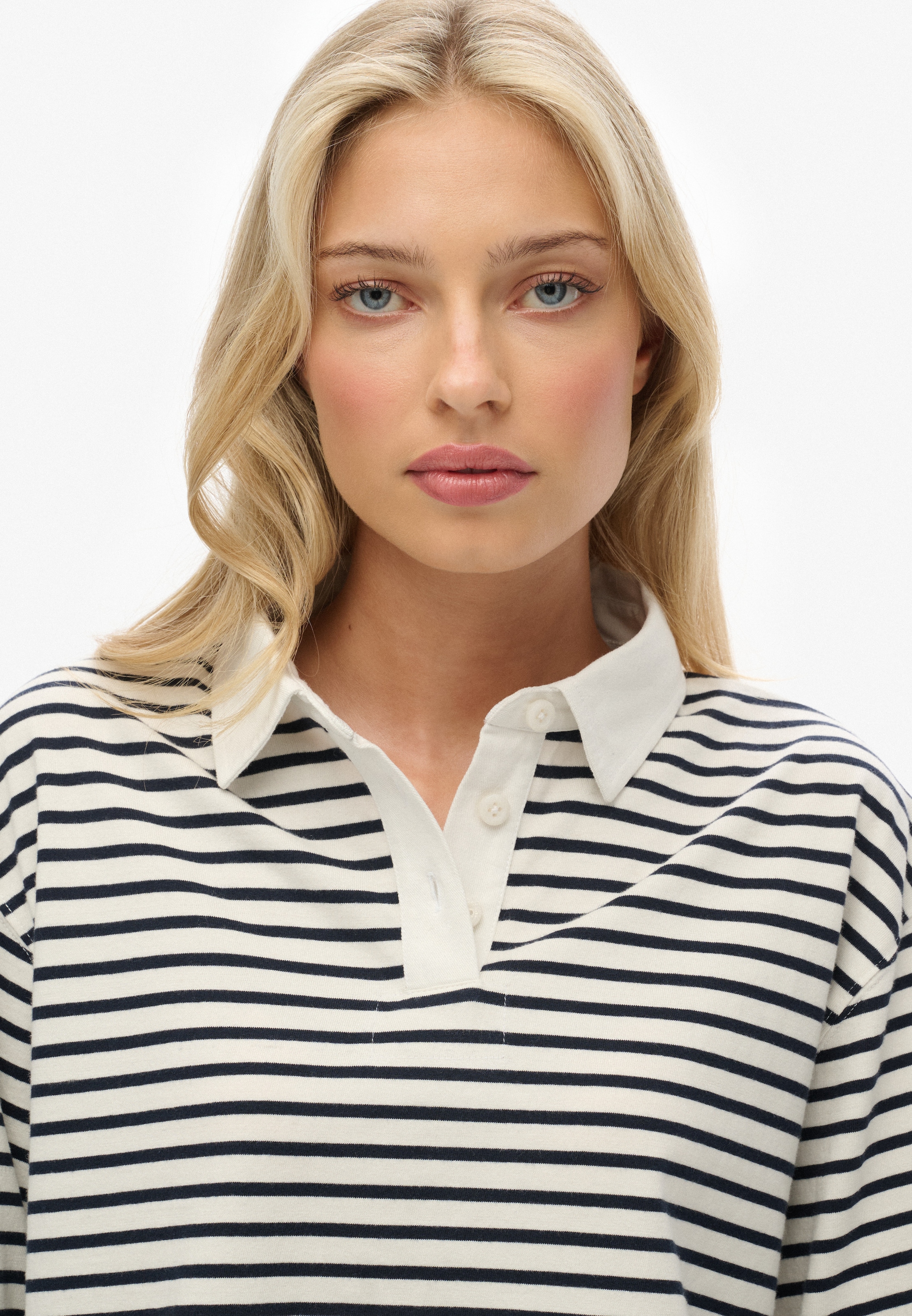 Superdry Langarm-Poloshirt »ATH ESS CROPPED STRIPE RUGBY« Packung, 2 aus Baumwolle und Single Jersey, Oversize-Passform, mit Polokragen