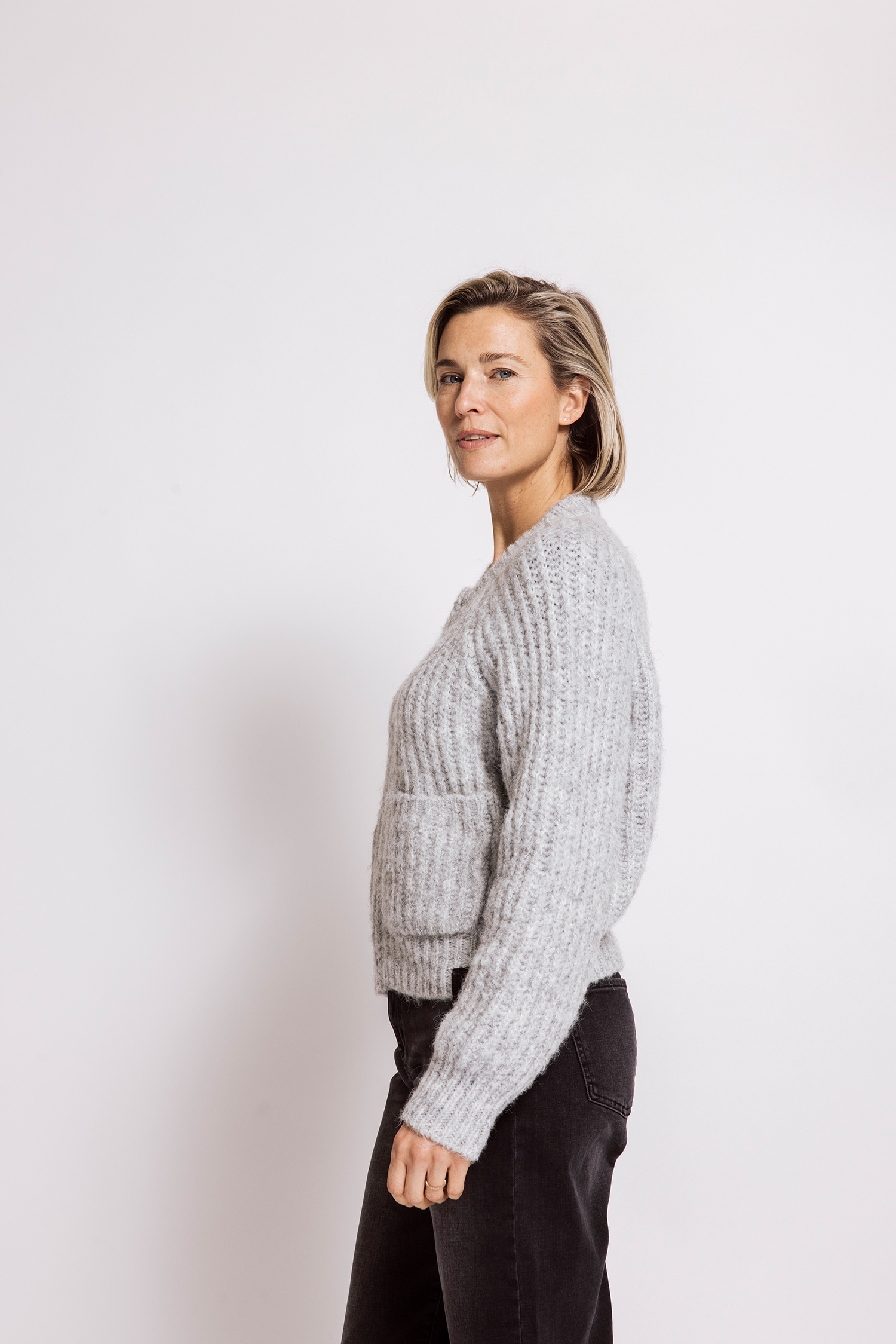 Zhrill Strickjacke »CORINNA« lässiger Look, Regular Fit, mit Reissverschluss, mit Rippenstruktur