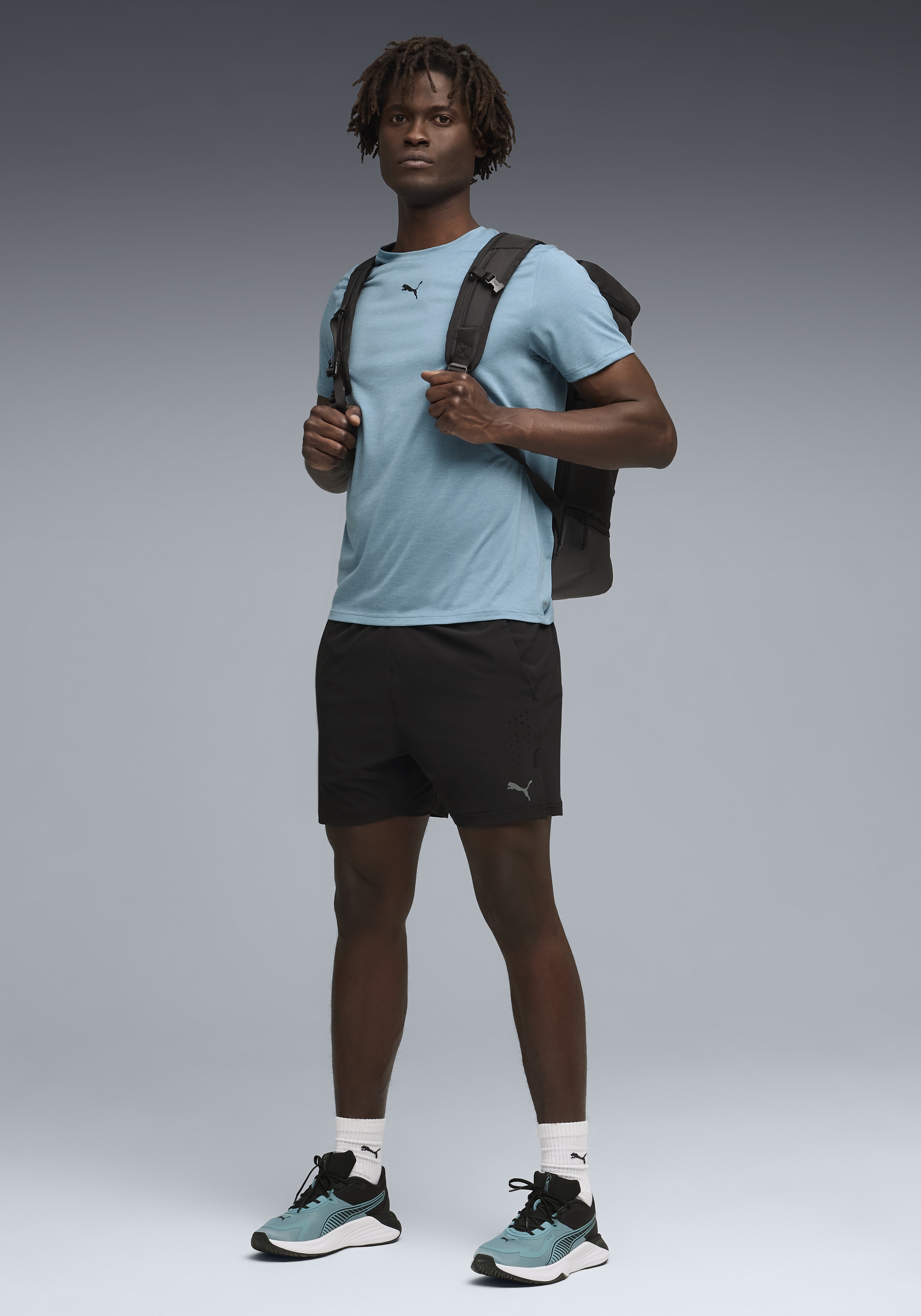 PUMA T-shirt d'entraînement »M TAD ESSENTIALS HEATHER CAT TEE (CF SMALL CAT)« reguläre Passform, atmungsaktives Material, schnell trocknend