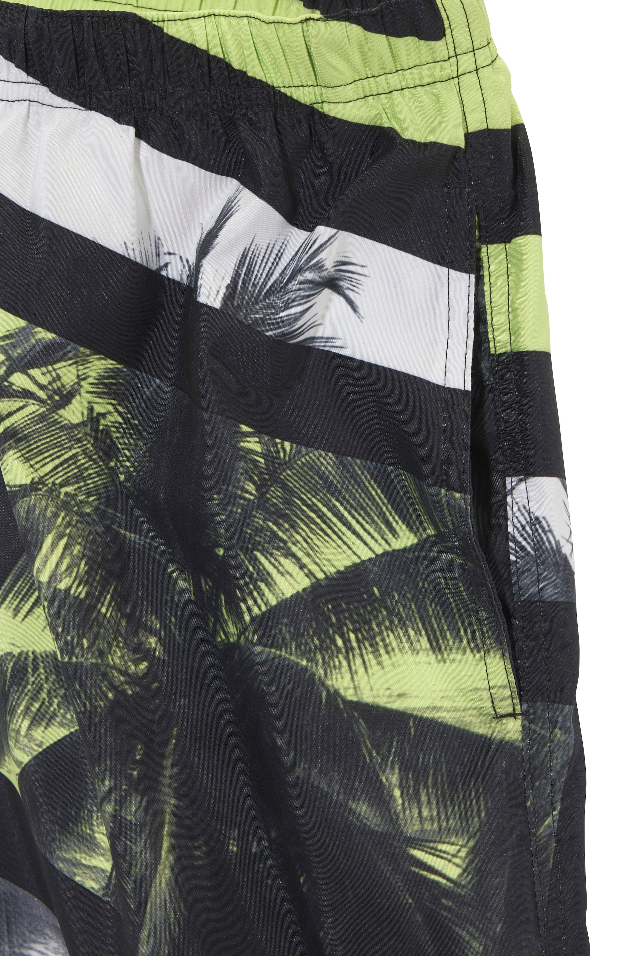 John Devin Short de bain mit grafischen Elementen