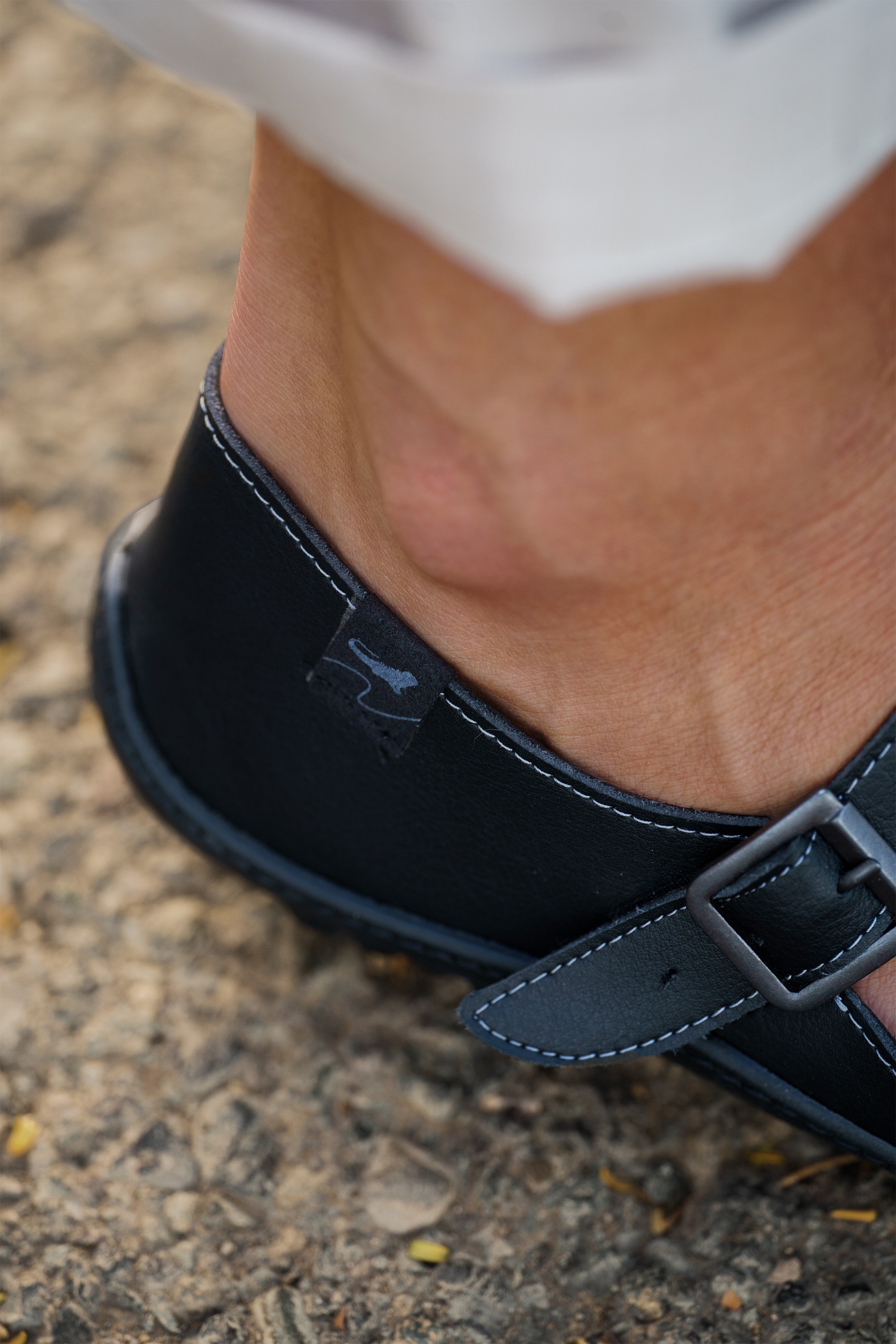 Leguano Barfussschuh »JARO«, Sandale, Bequemschuh, Sommerschuh mit Schnallenverschluss