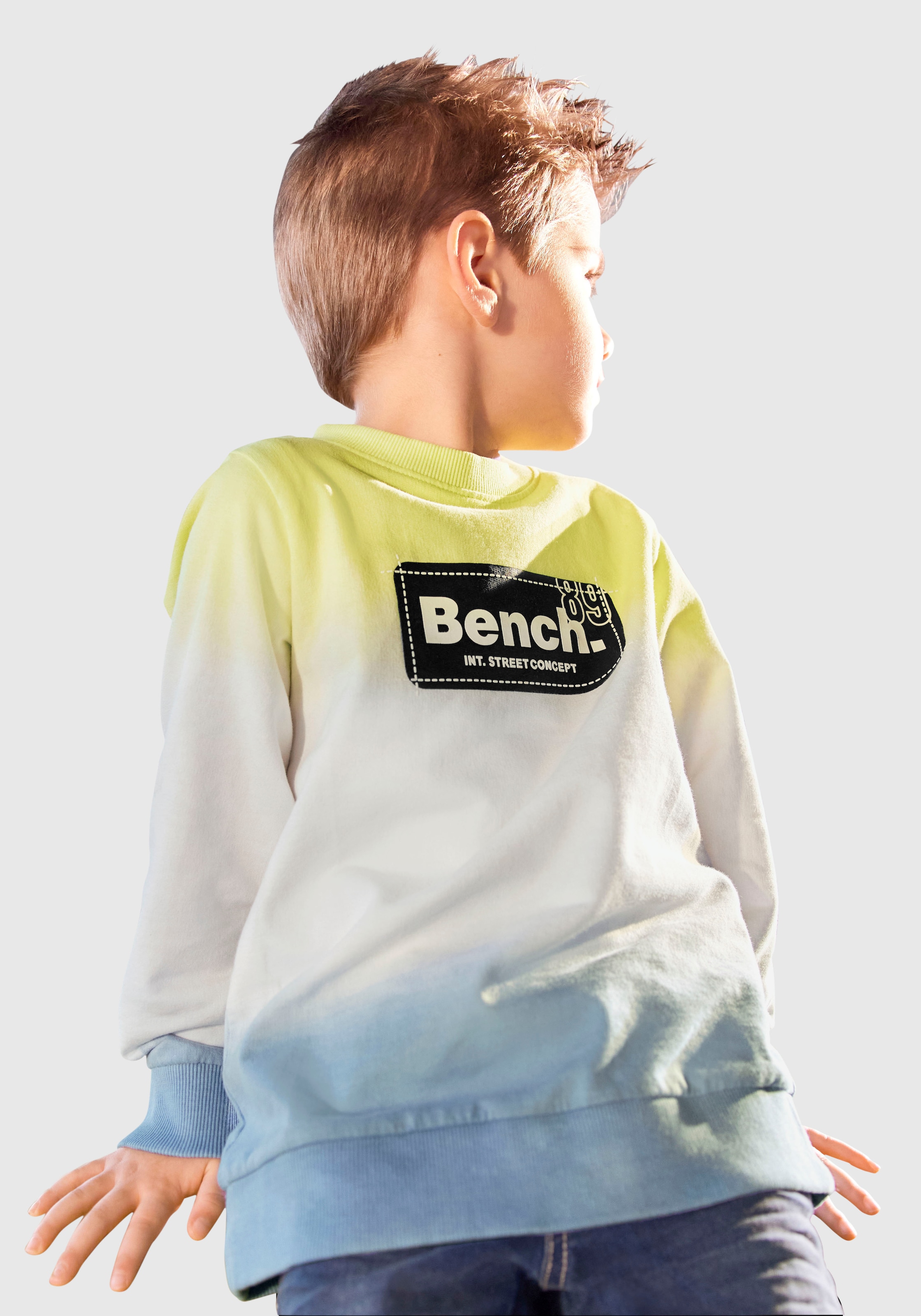 »mit ligne Acheter Bench. en Sweatshirt Farbverlauf« ✌
