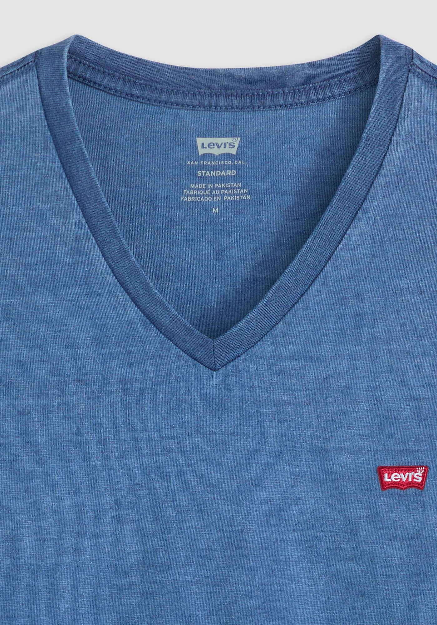 Levi's® V-Shirt »LE ORIGINAL HM VNECK« mit Logostickerei