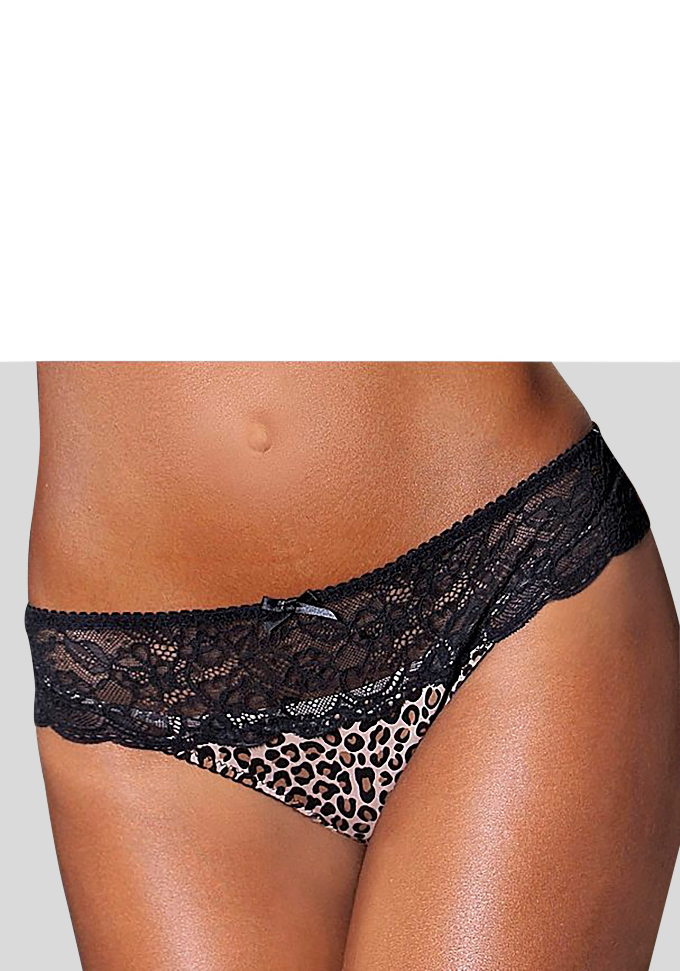 Image of LASCANA String mit modischem Leoprint