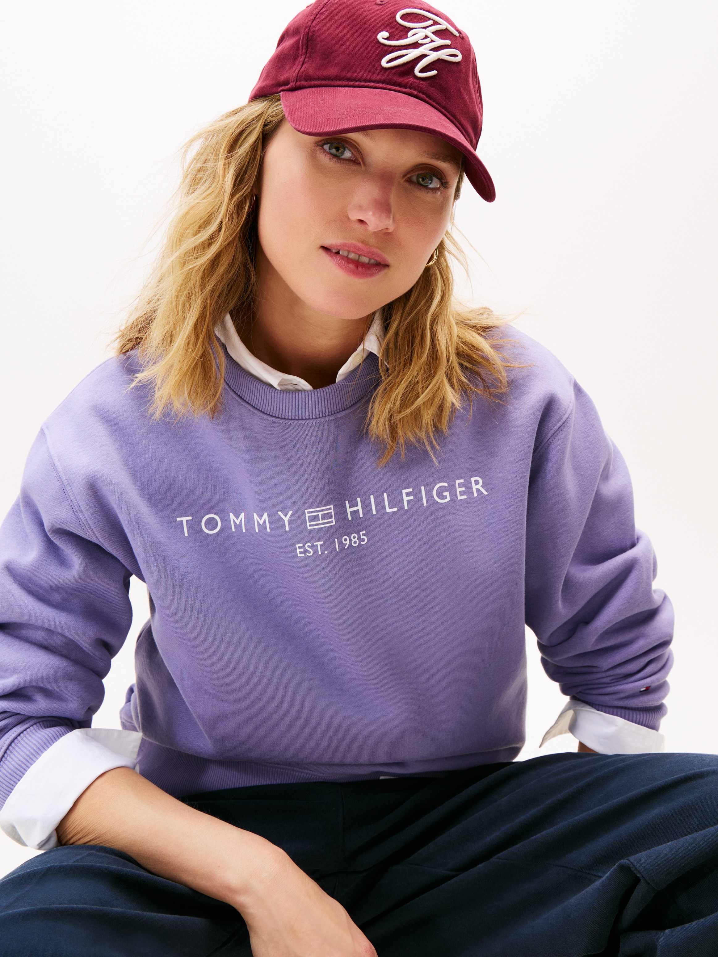 Tommy Hilfiger Sweatshirt »MDRN REG CORP LOGO C-NK SWTSHRT«, mit Logoschriftzug
