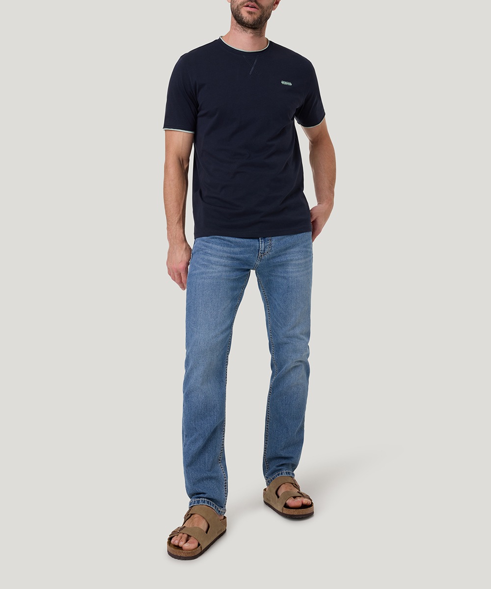 Pioneer Authentic Jeans T-Shirt, mit kontrastfarbenen Details