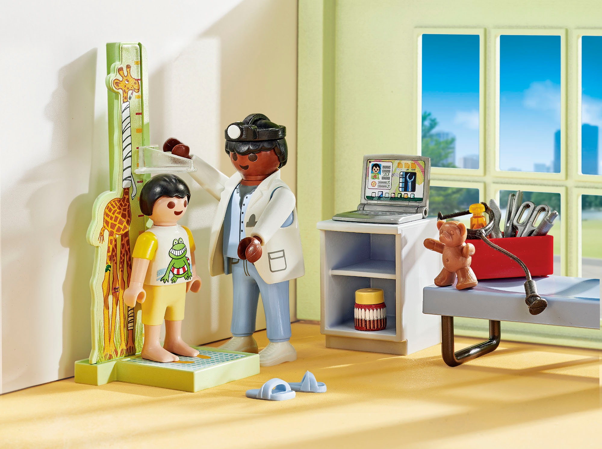 Playmobil® Konstruktions-Spielset »Kinderarzt mit Teddybär (71619), Action Heroes« Made in Europe
