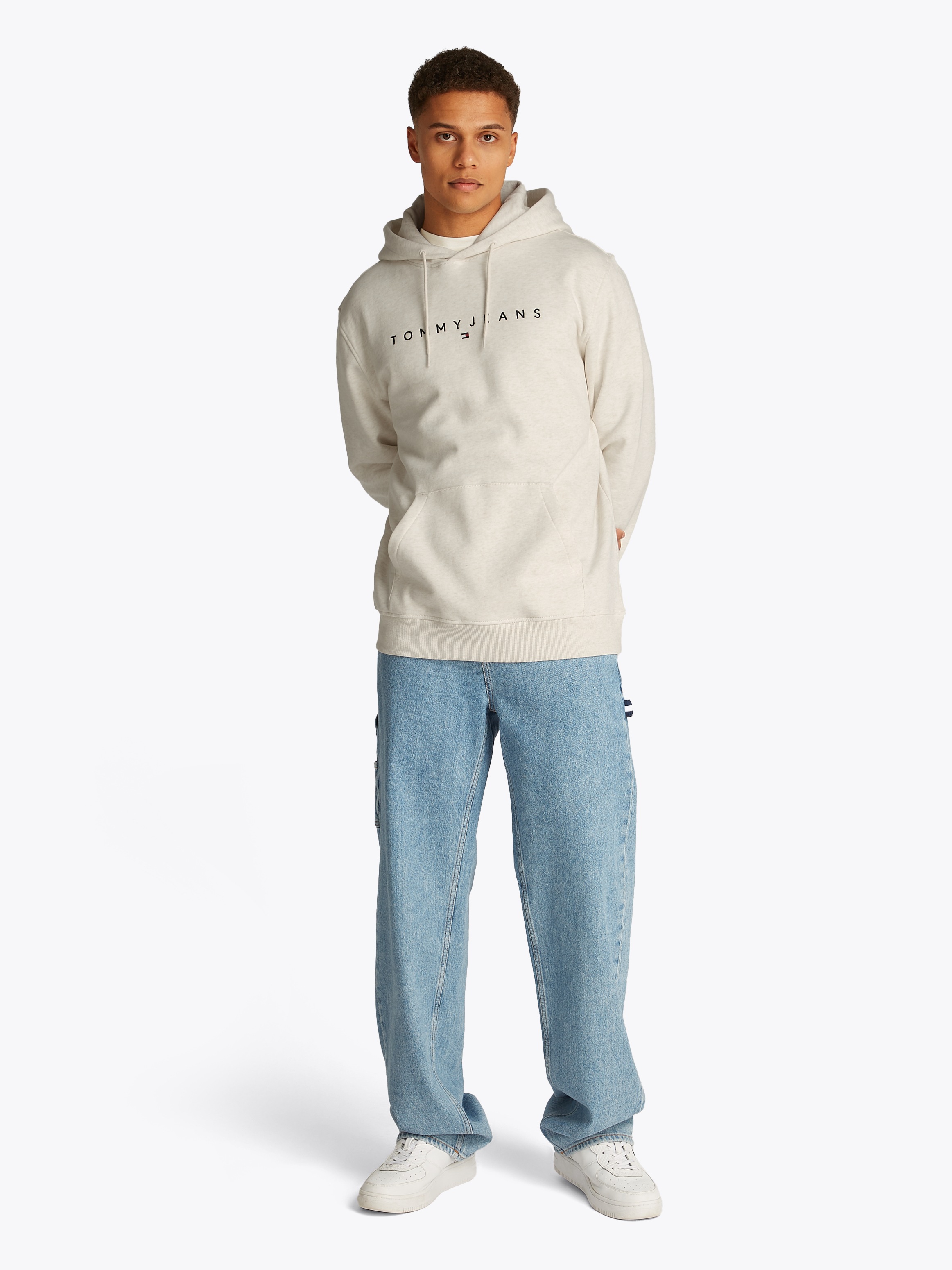 Tommy Jeans Hoodie »TJM REG LINEAR LOGO HOODIE EXT«, mit Logo-Stickerei
