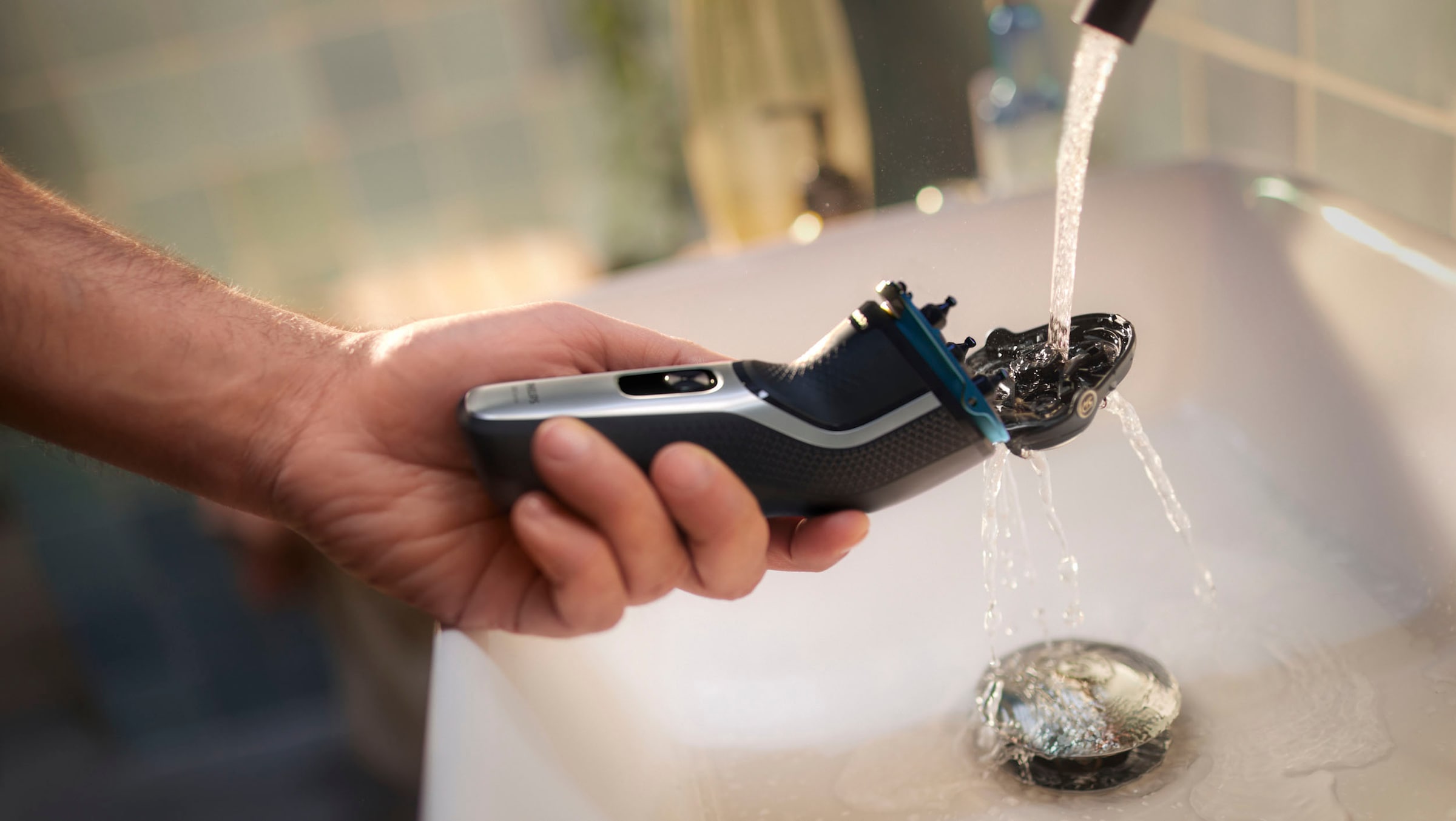 Philips Rasoirs électriques »Shaver Series 3000 S3143/00« 1 cuis Aufsätze Tondeuse de précision escamotable 5-dimensional bewegl. Flex-Scherköpfe, Schutzkappe