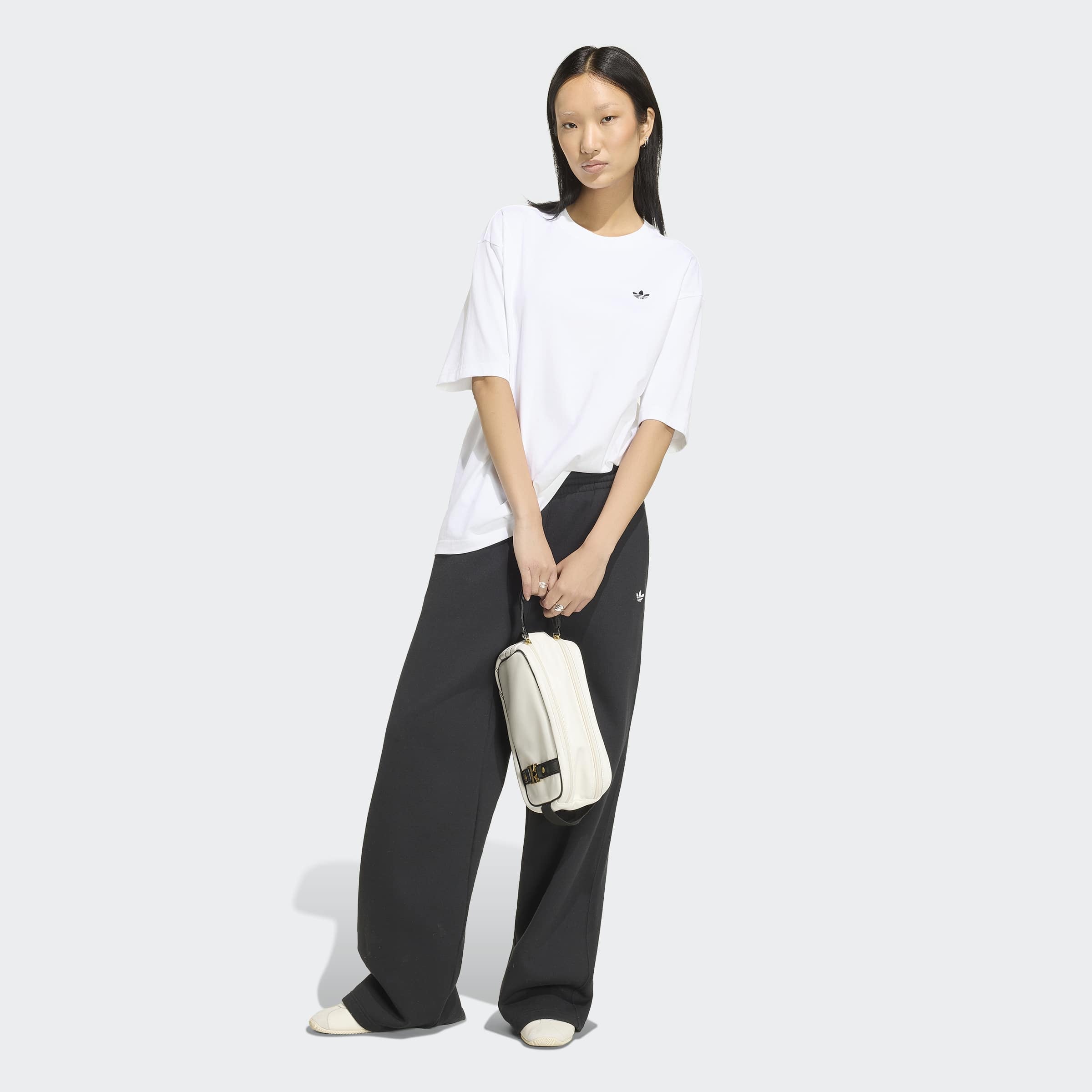 adidas Originals T-shirt »ESS TEE OS« pour adultes, manches courtes, sans fermeture