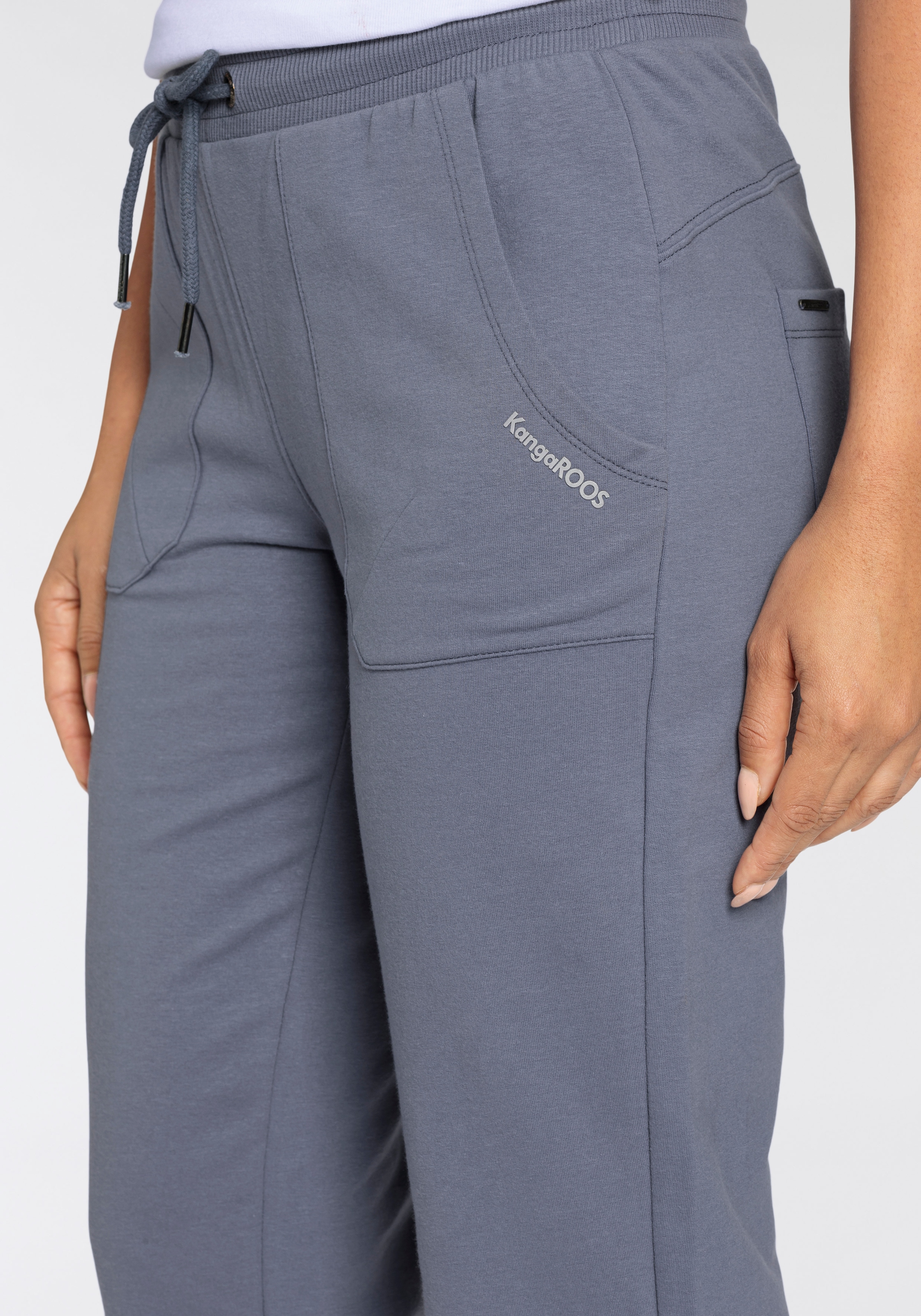 KangaROOS Jogginghose, mit grossen Taschen