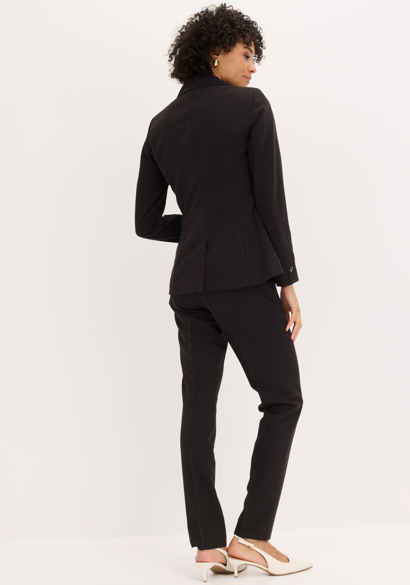 bonprix Hosenanzug »Hosenanzug 2-tlg« Set, 2er, 2 tlg. regular fit Regular Fit, mit Elasthan-Anteil, verschiedene Konfektionsgrössen
