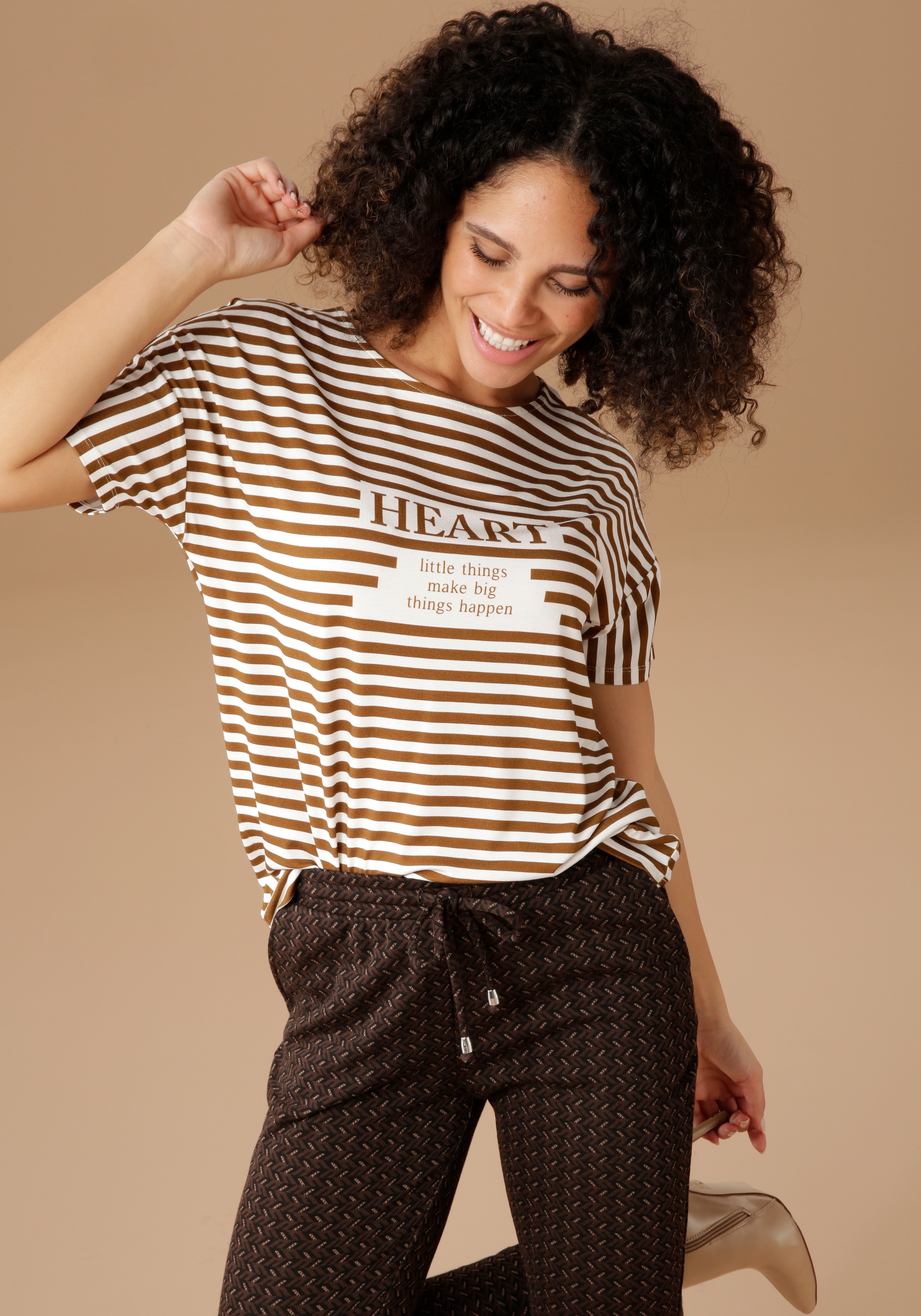 Image of Aniston SELECTED T-Shirt, mit Statement-Spruch und Streifen bei Ackermann Versand Schweiz