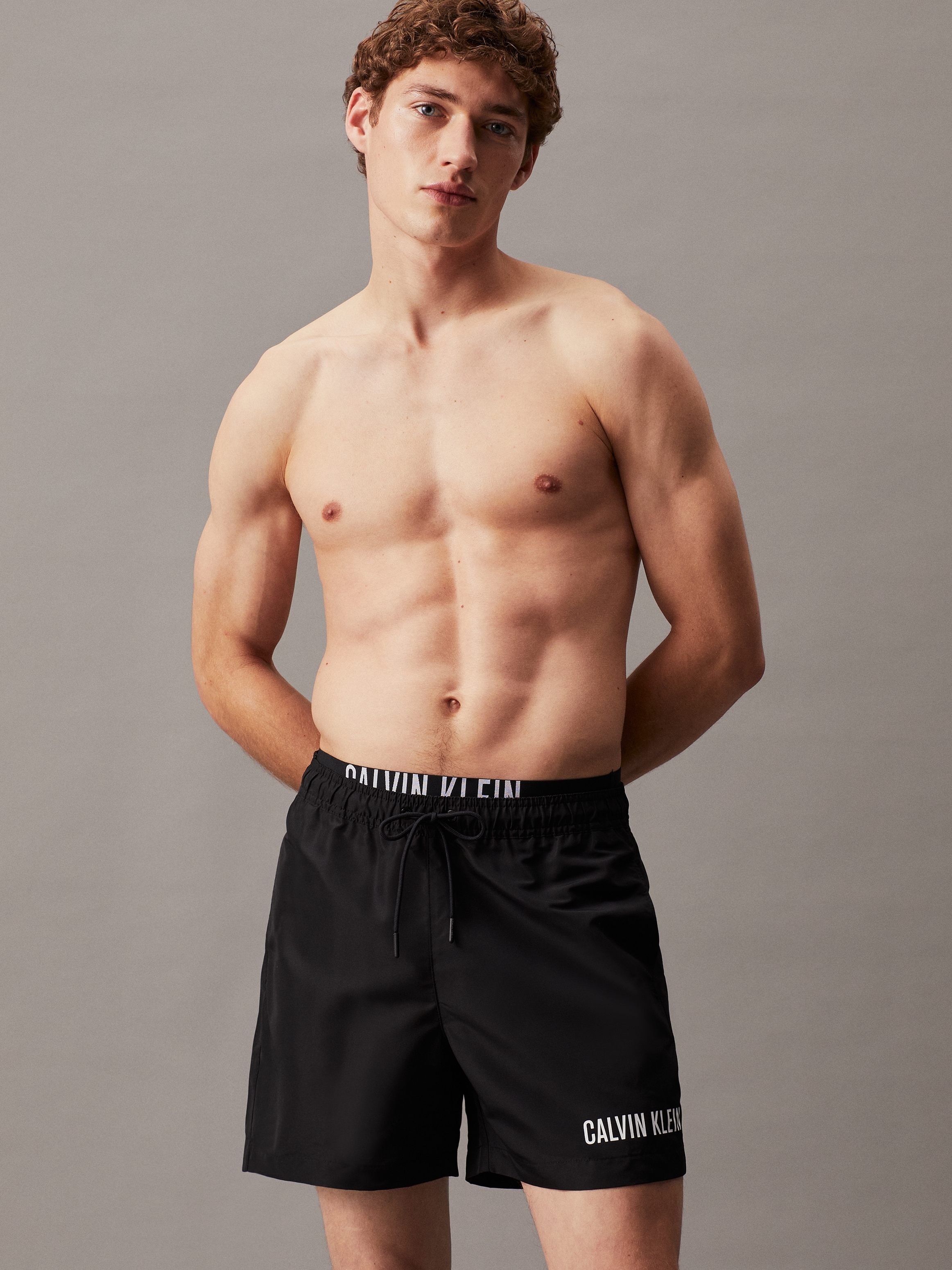 Calvin Klein Swimwear Badeshorts »MEDIUM DOUBLE WB«, mit doppeltem Bund