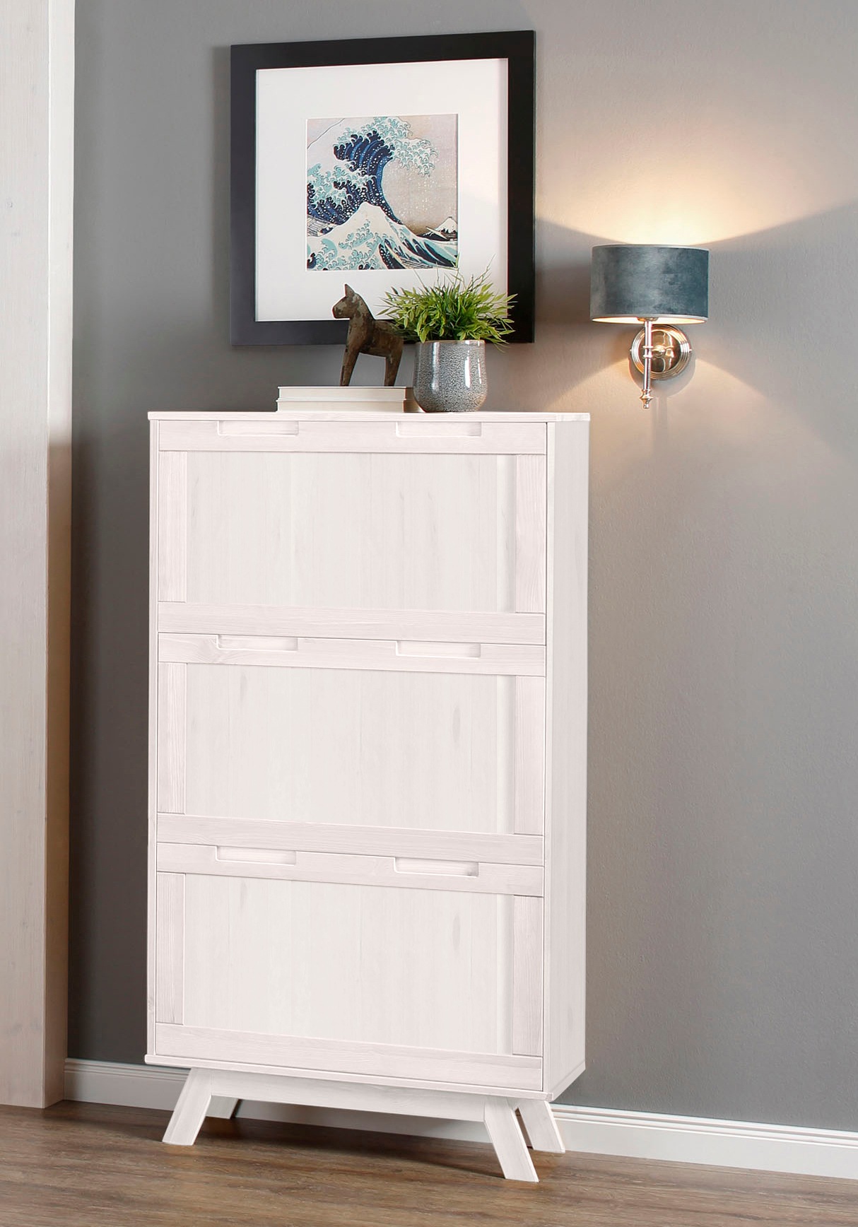 Image of Home affaire Schuhkommode »Ohio«, aus massivem Kiefernholz, mit eingefrästen Griffmulden, Höhe 110 cm bei Ackermann Versand Schweiz