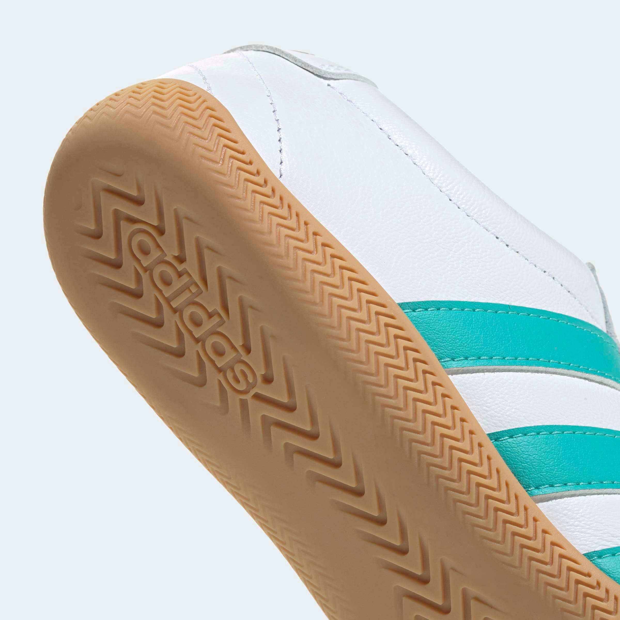 adidas Performance Sneaker »GRAND COURT LO MERCEDES-AMG PETRONAS F1 TEAM«