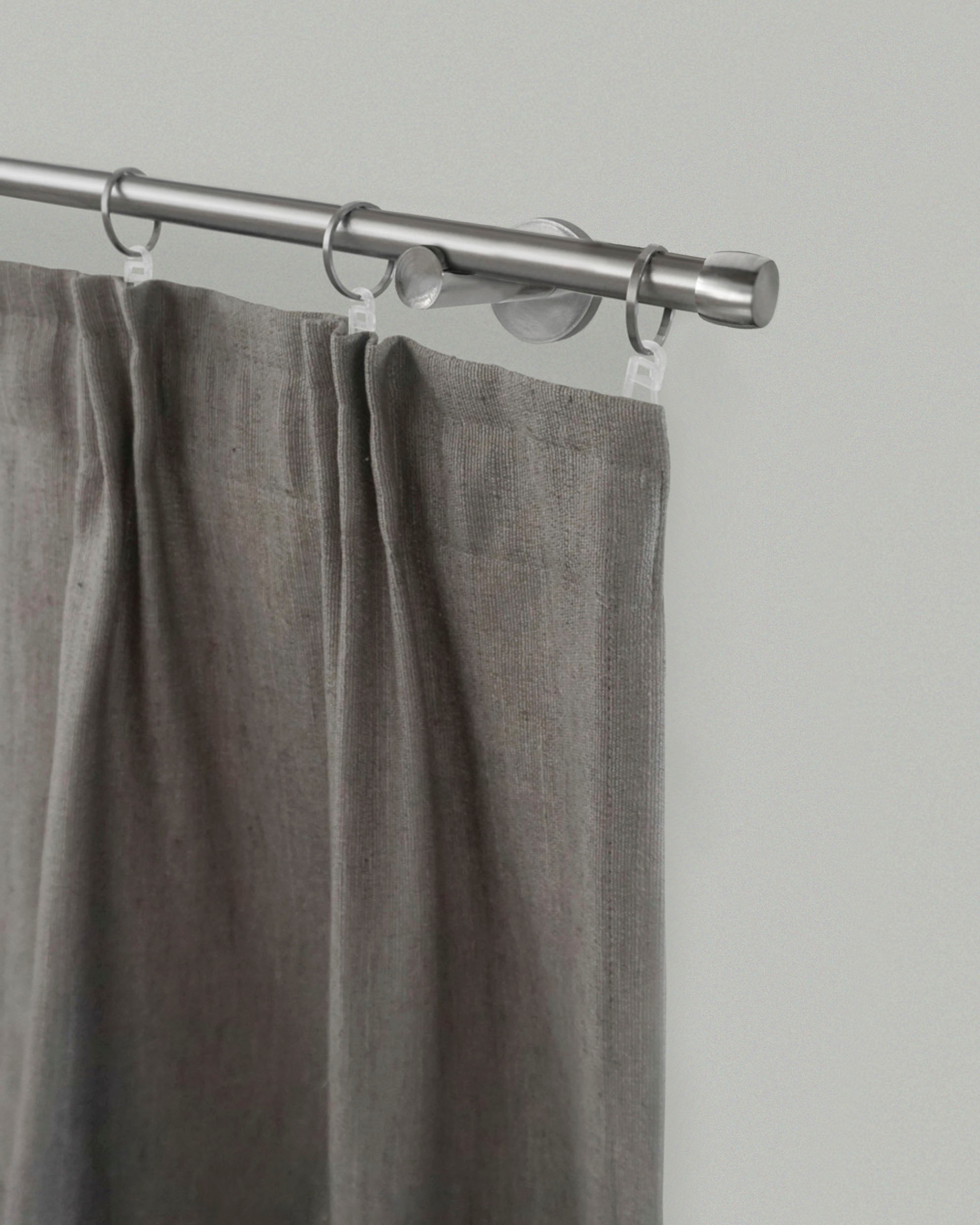 Image of GARESA Gardinenstange »KAPPE«, 1 läufig-läufig, Wunschmasslänge, Vorhanggarnitur, einfache Montage, mit Stangenverbinder verlängerbar, Wandmontage, Kappe, edelstahl optik, mit Ringe bei Ackermann Versand Schweiz