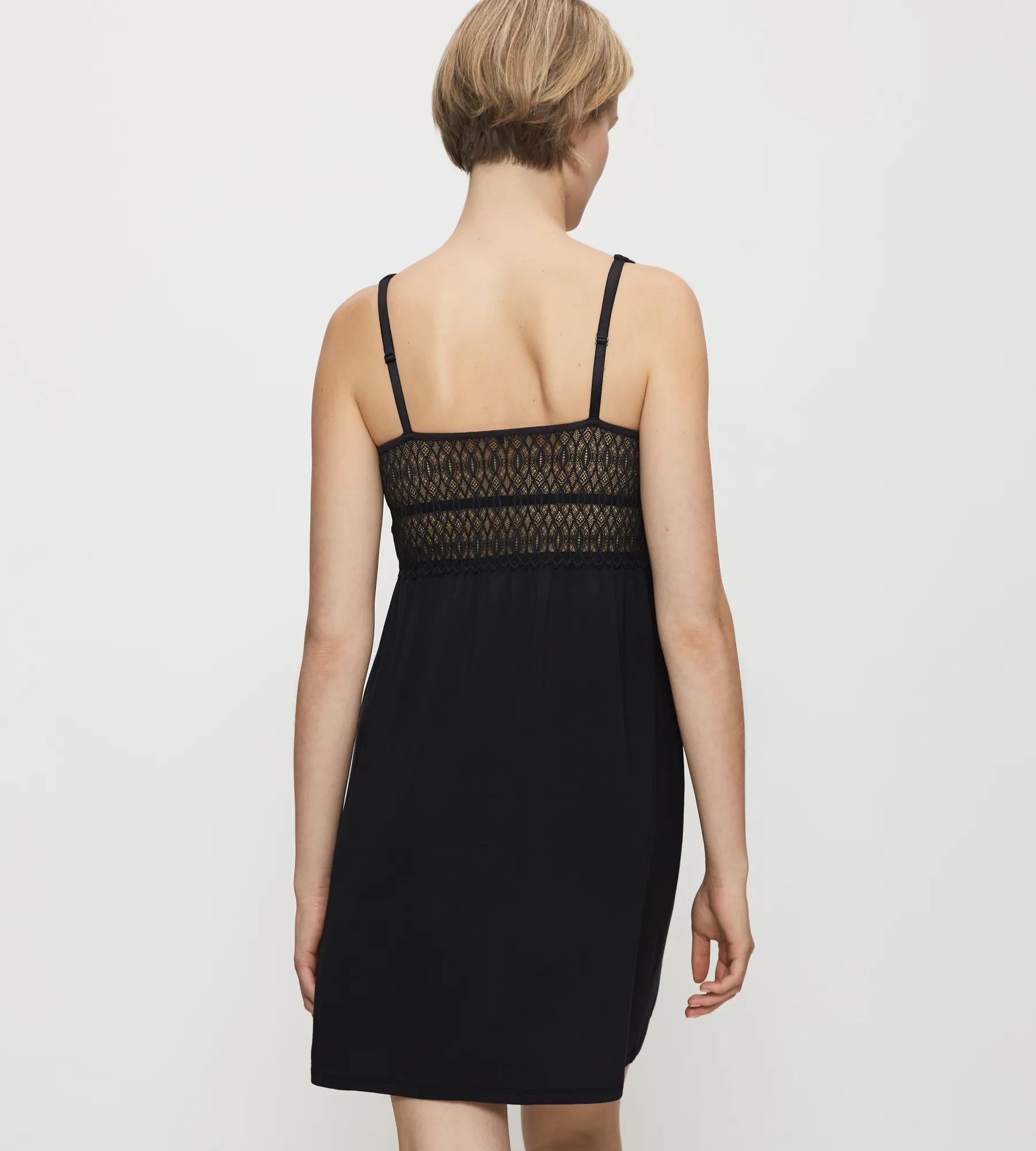 Triumph Chemise de nuit »Aura Spotlight NDK 01 X« Cups mit Spitze besetzt