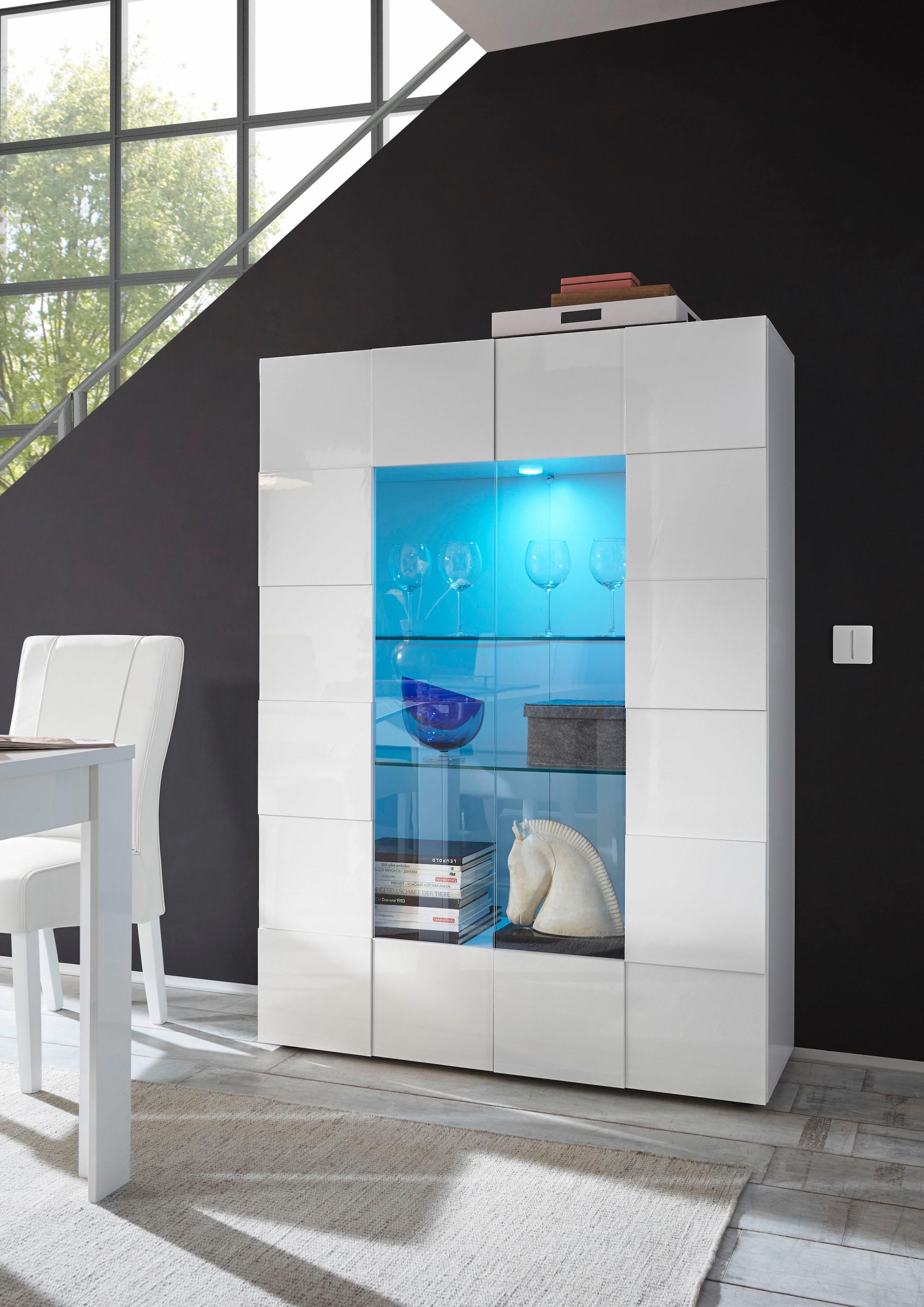 Home affaire Vitrine »Dama Höhe 166 cm, Breite 121 cm, Stauraumvitrine mit 2 Türen,« Standvitrine - Front in 3D-Optik, viel Stauraum, verschiedene Farben