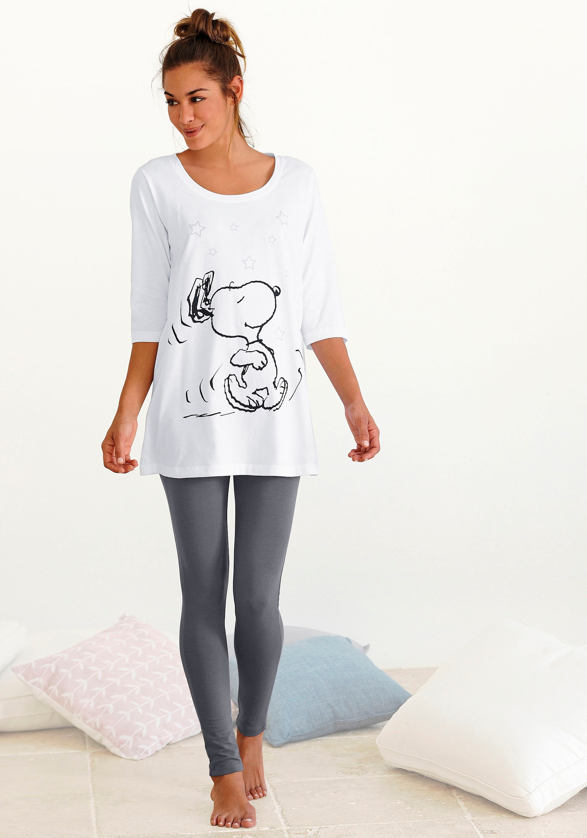 Peanuts Pyjama, (2 tlg., 1 Snoopy mit Stück), und Leggings Shirt mit auf legerem Druck versandkostenfrei