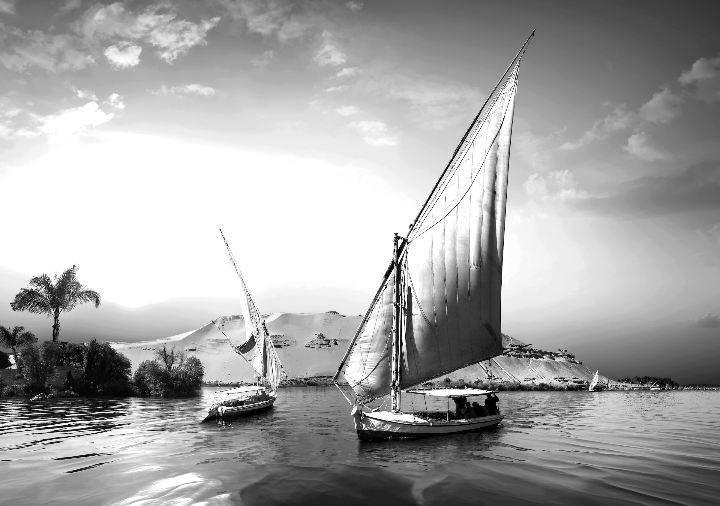 Image of Papermoon Fototapete "Boote Schwarz & Weiss"