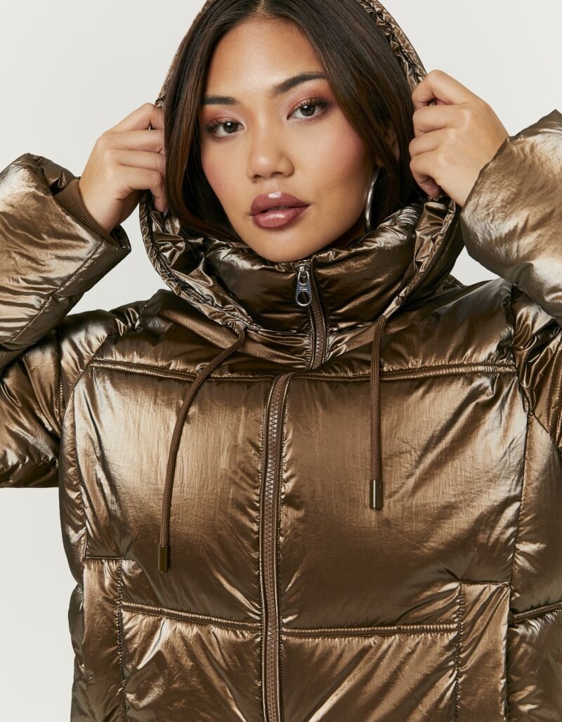 Tally Weijl Steppjacke »SJAPESAID« mit Kapuze Pufferjacke in glänzender Optik mit Kapuze, gerade geschnitten
