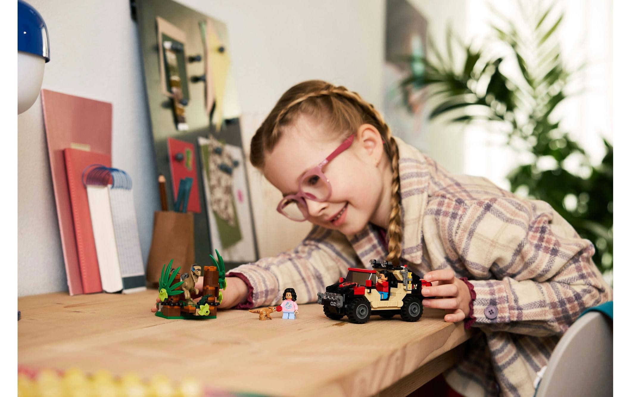 LEGO® Spielbausteine »Jurassic World Raptor: Verfolgungsjagd mit dem Geländewagen«, (285 St.)