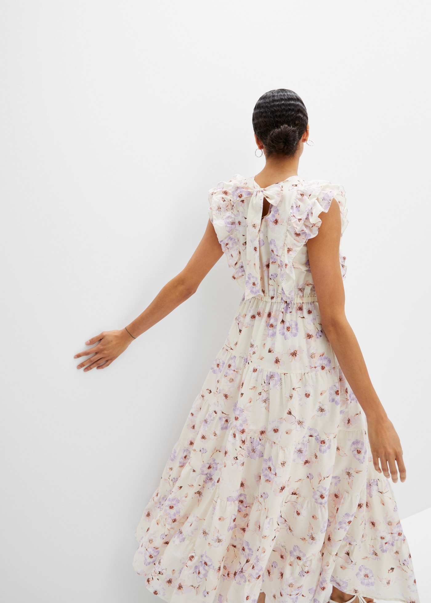 bonprix Maxi robe aus reiner Baumwolle, ausgestellte Passform, ärmellos, mit Volants