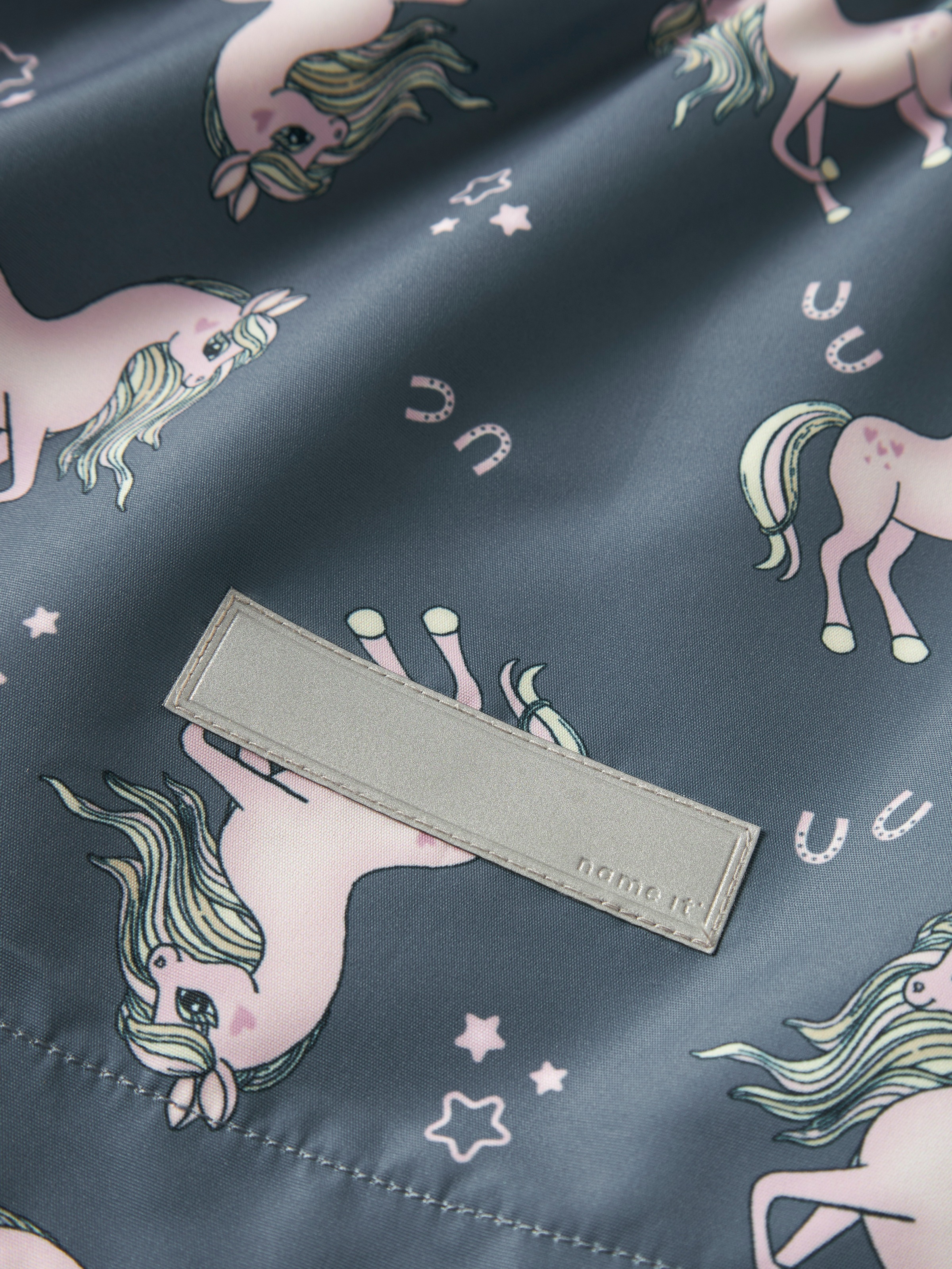 Name It Veste d'extérieur »NMFMAXI JACKET LI AOP NOOS« mit Kapuze