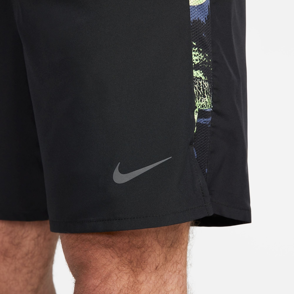 Nike Laufshorts »DRI-FIT CHALLENGER STUDIO ' MEN'S " UNLINED RUNNING SHORTS«