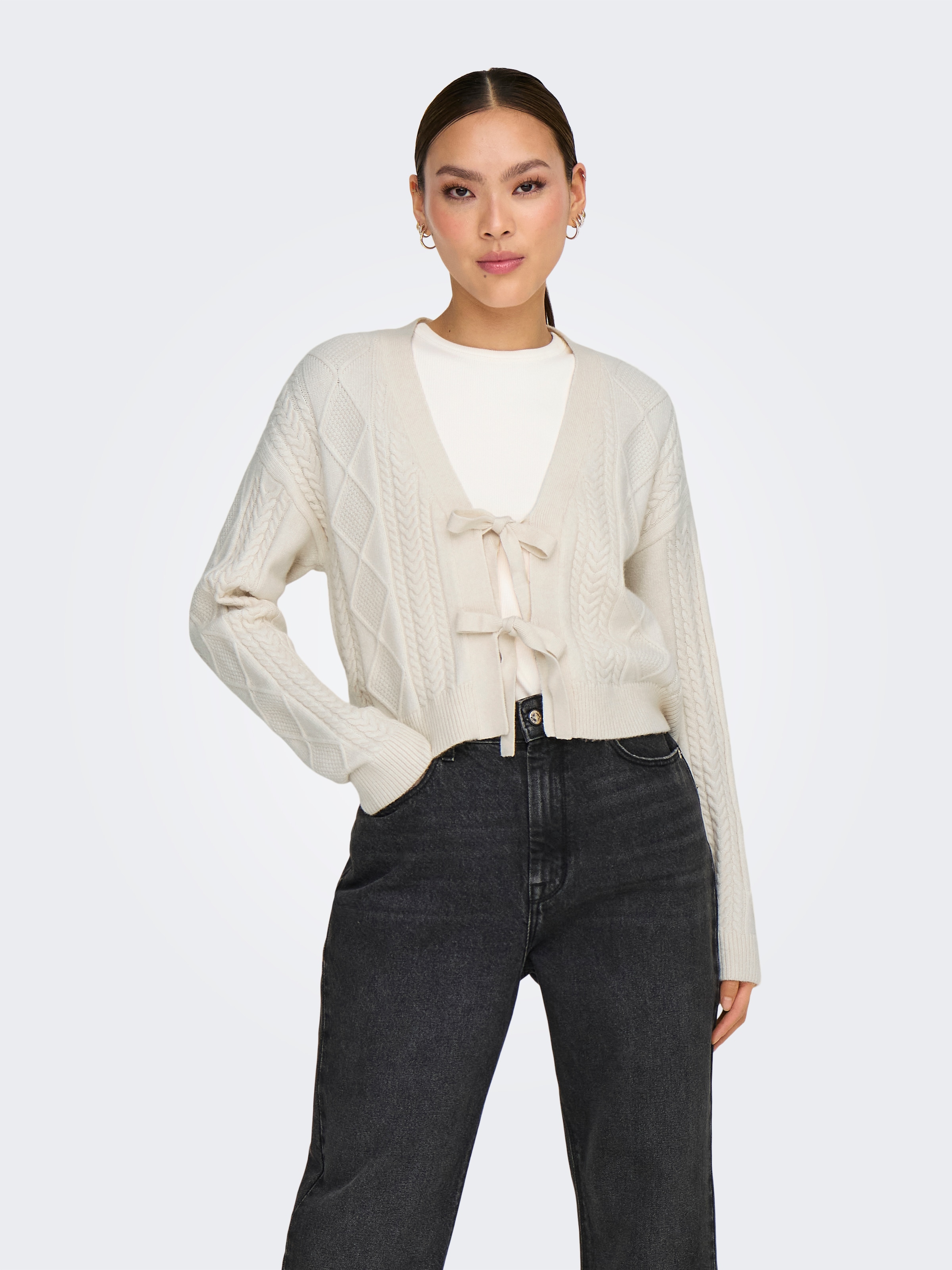 ONLY Veste en tricot »ONLFIA LS STRING CARDIGAN KNT NCA« Viskosemischung, regular fit