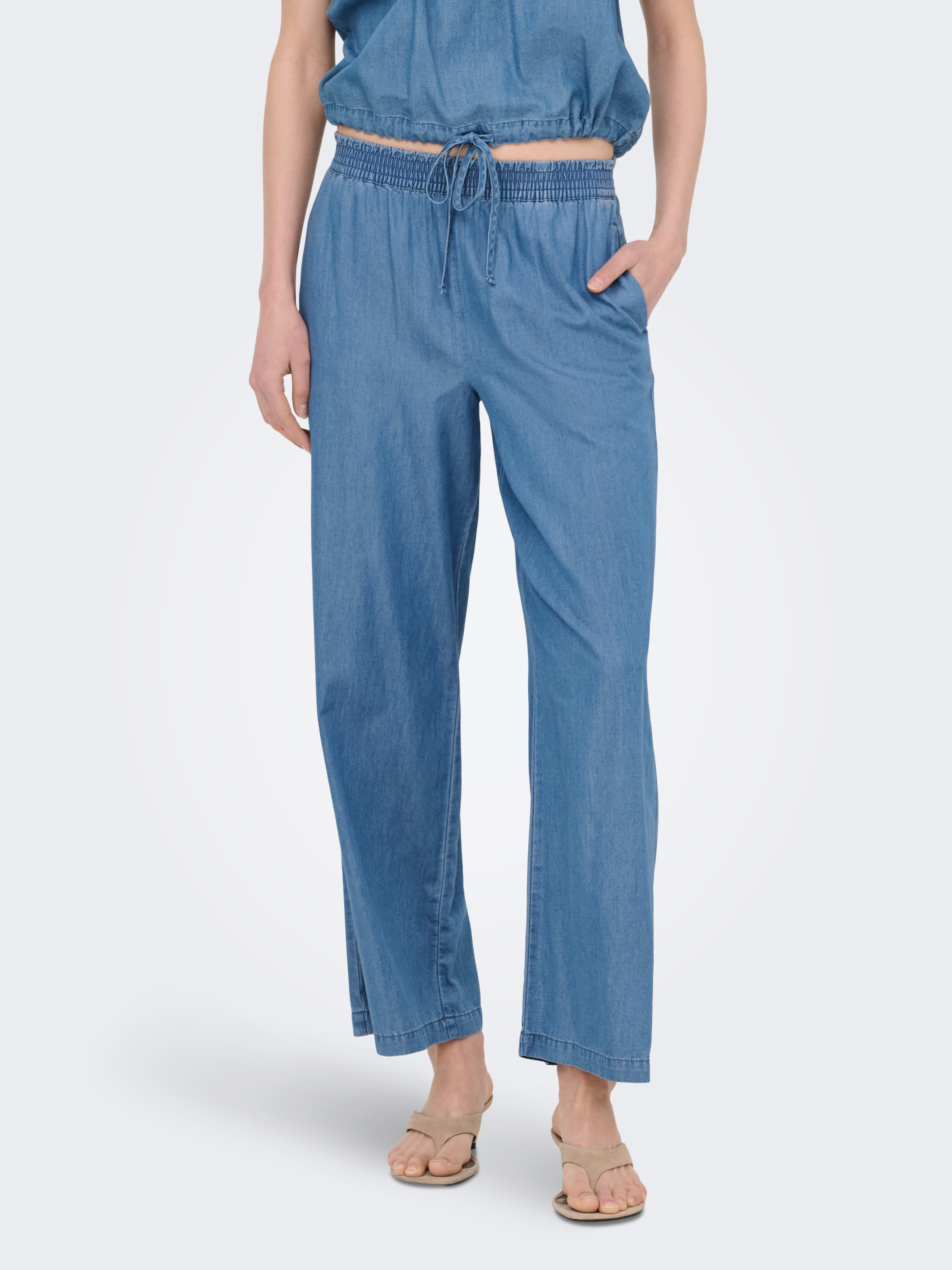 Image of ONLY Weite Jeans "ONLETTY-BEA ELASTIC WIDE DNM QYT" Baumwollmischung, regular waist