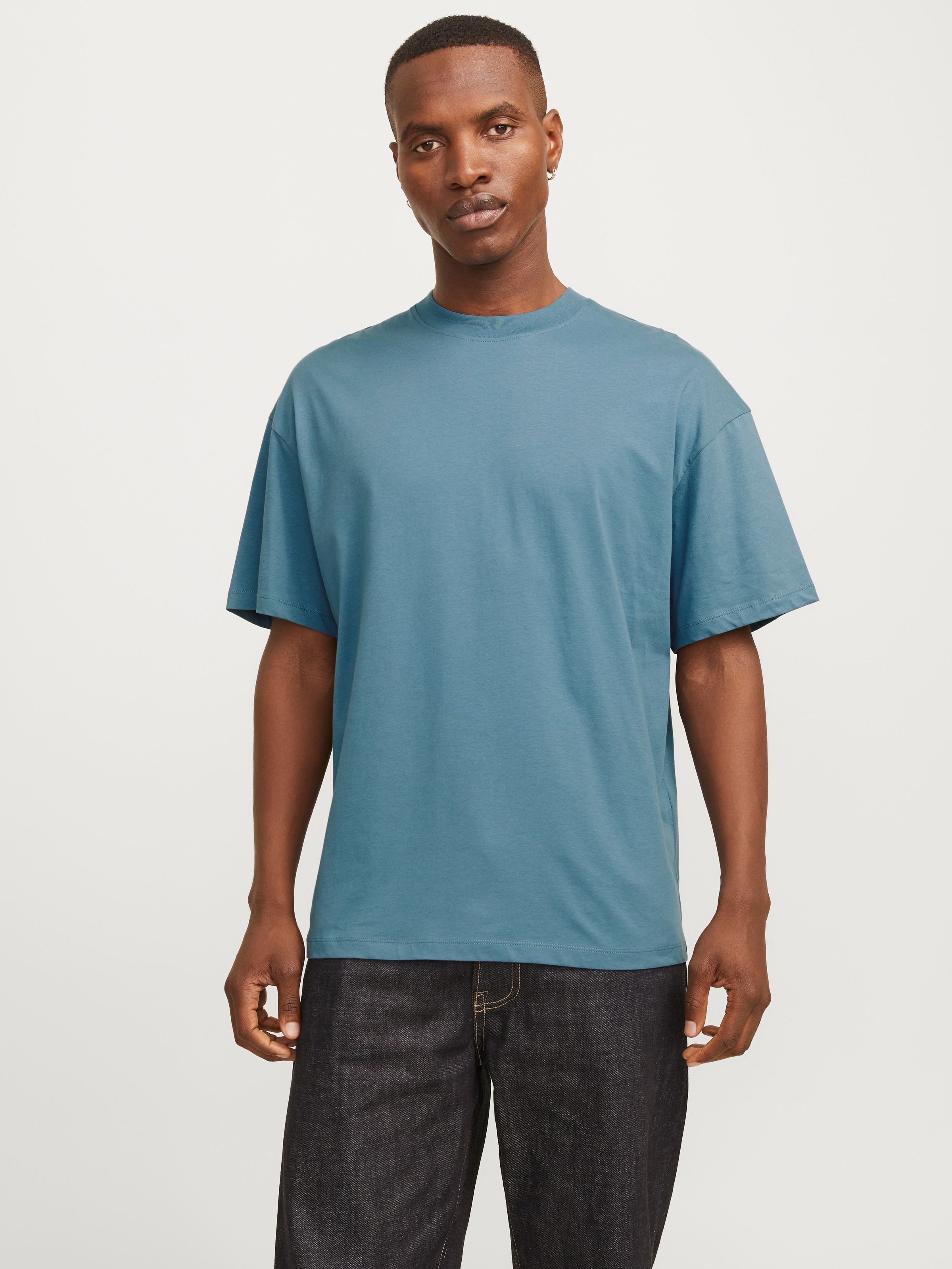 Jack & Jones Oversize-Shirt »JJEBRADLEY TEE SS O-NECK NOOS«, mit Rundhalsausschnitt