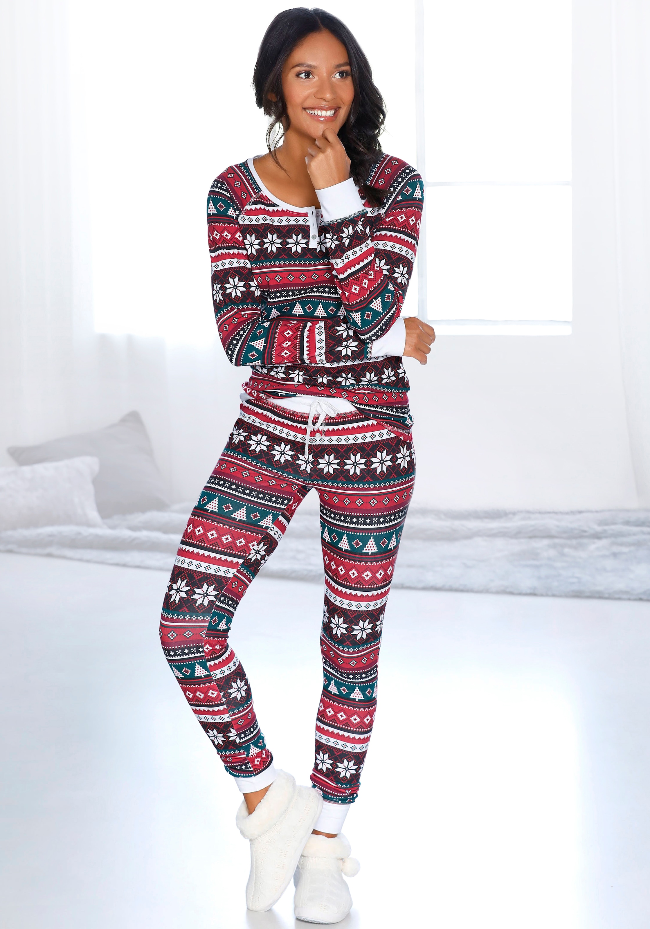 Pyjama, (2 tlg.), mit weihnachtlichem Muster
