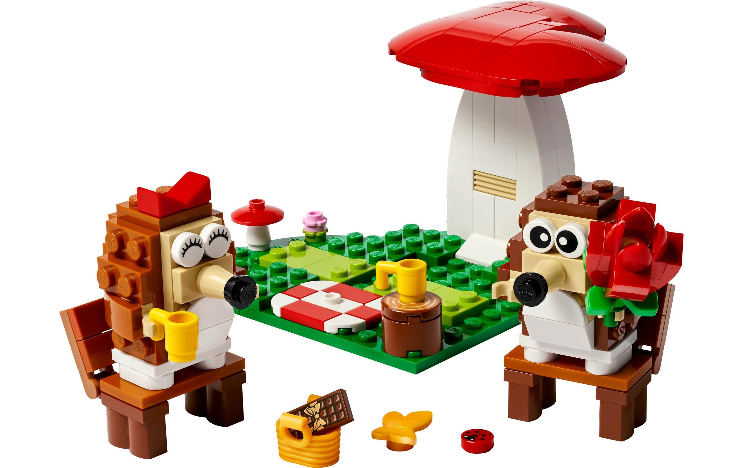 LEGO® Spielbausteine »Saisonal Igel und ihr Picknick-Date 40711«, (166 St.)