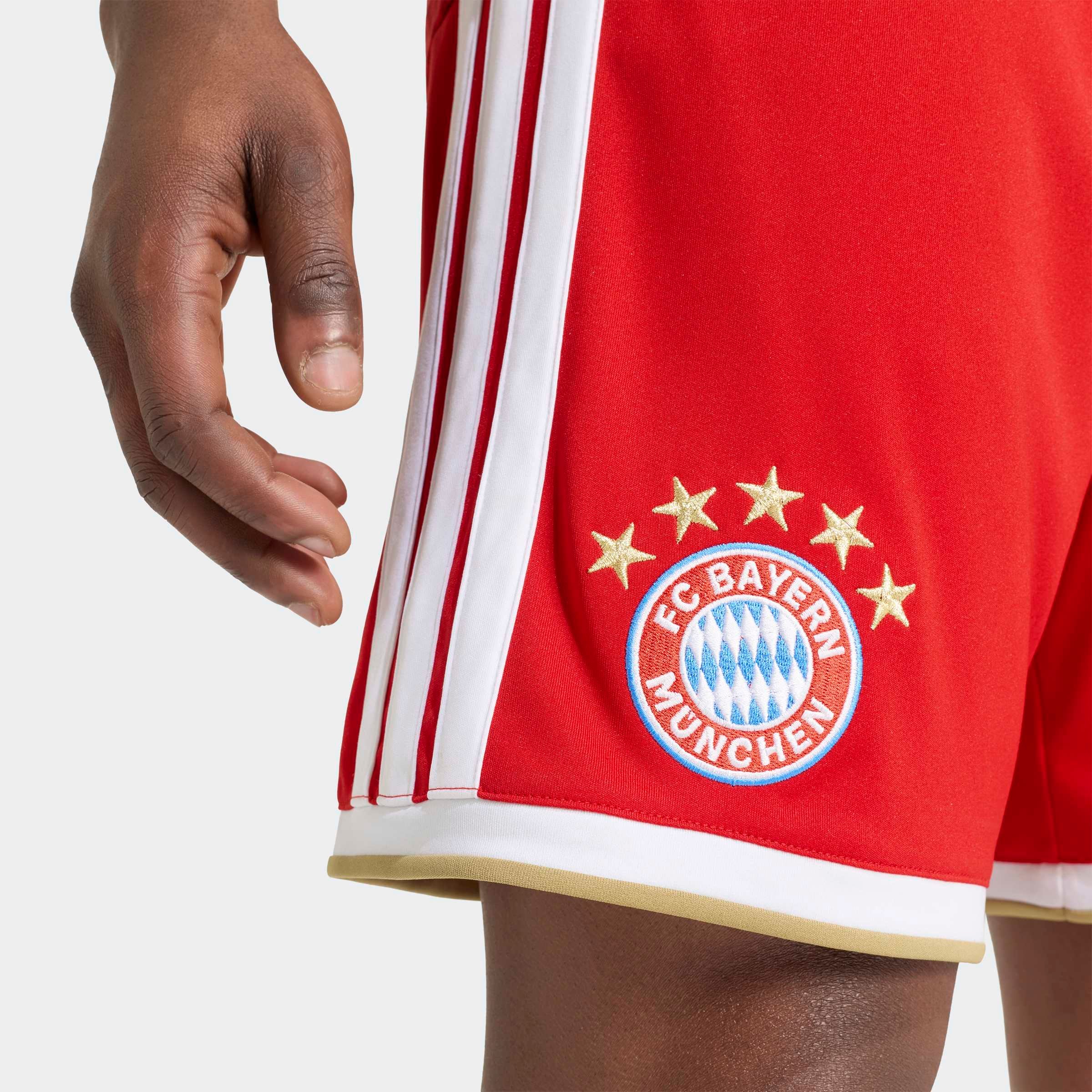 adidas Performance Short d'entraînement »FC BAYERN MÜNCHEN 26/27«  pour football, avec taille élastique et cordon, en polyester