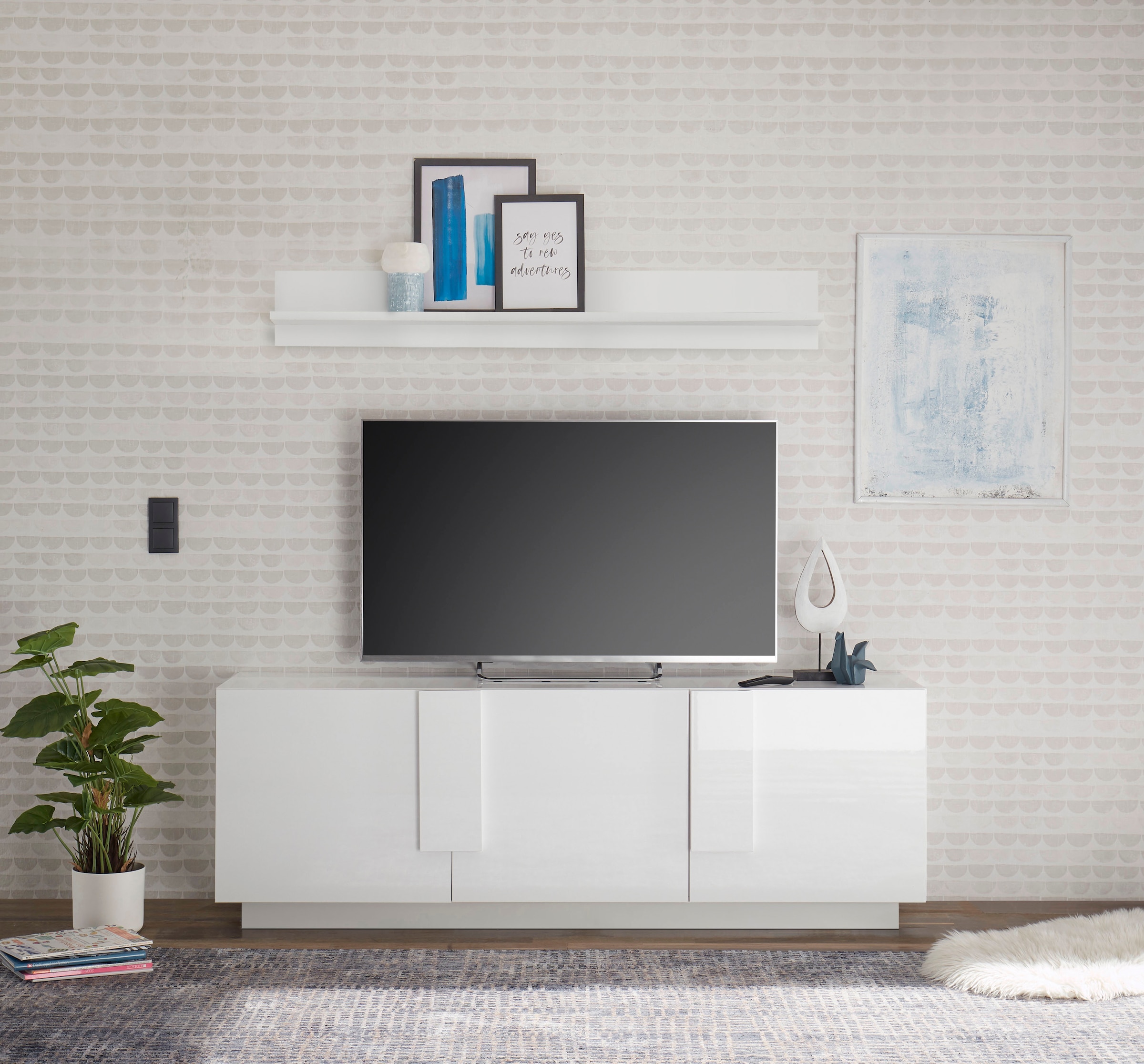 Image of Home affaire Lowboard "Jupiter, Breite 181 cm, TV-Board 3 Türen - Soft Closing, TV-Schrank," TV-Schrank, moderne Griffblende, FSC, cleveres Stauraumkonzept