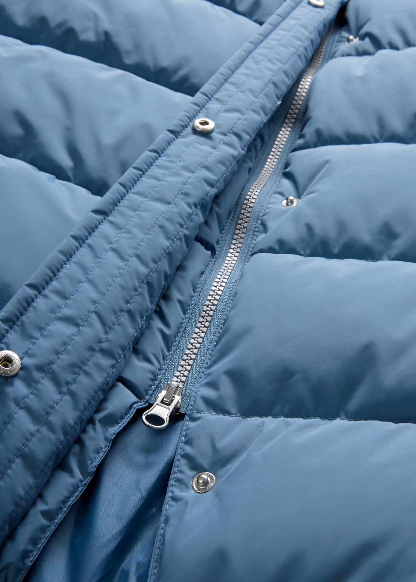 bonprix Steppmantel mit wattierter Verarbeitung, lässig geschnitten, sportlicher Stil