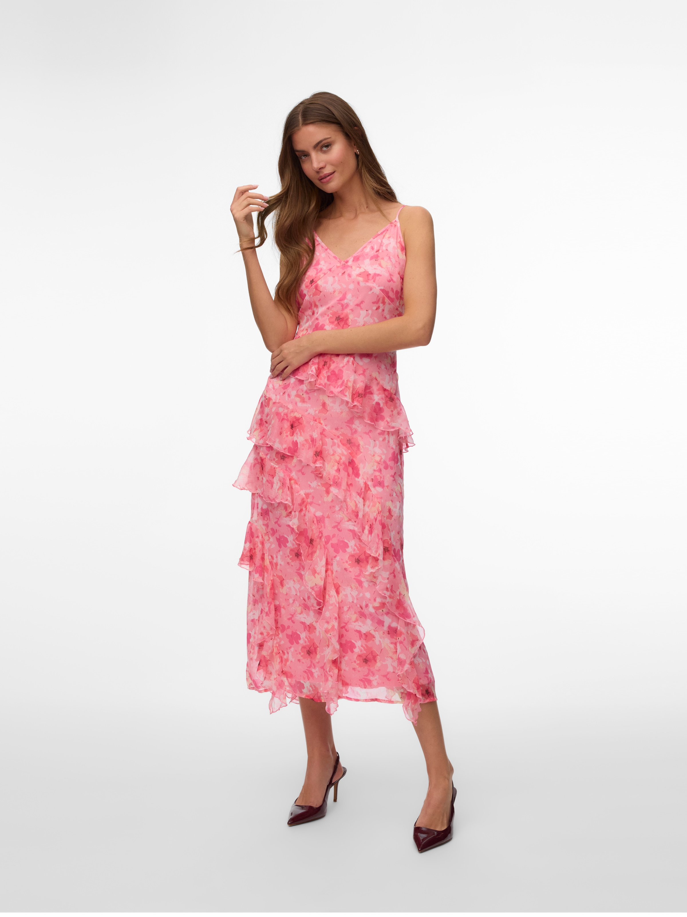 Vero Moda Trägerkleid »VMSMILLA S/L V-NECK LONG FRILL DRESS WVN« Kunstfaser