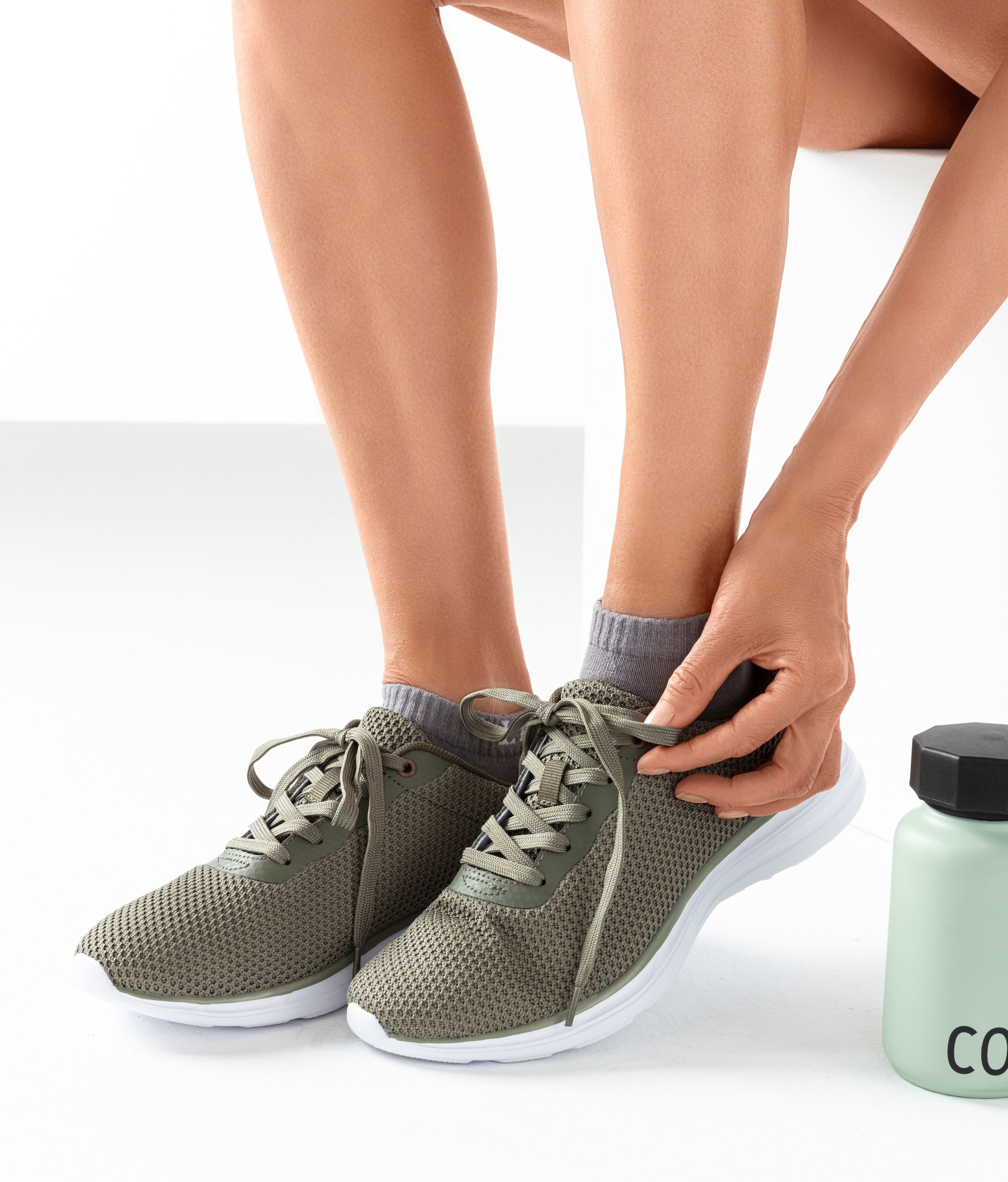 LASCANA ACTIVE Chaussettes de baskets Packung, 6 cuis tlg. mit eingestricktem Marken Logo