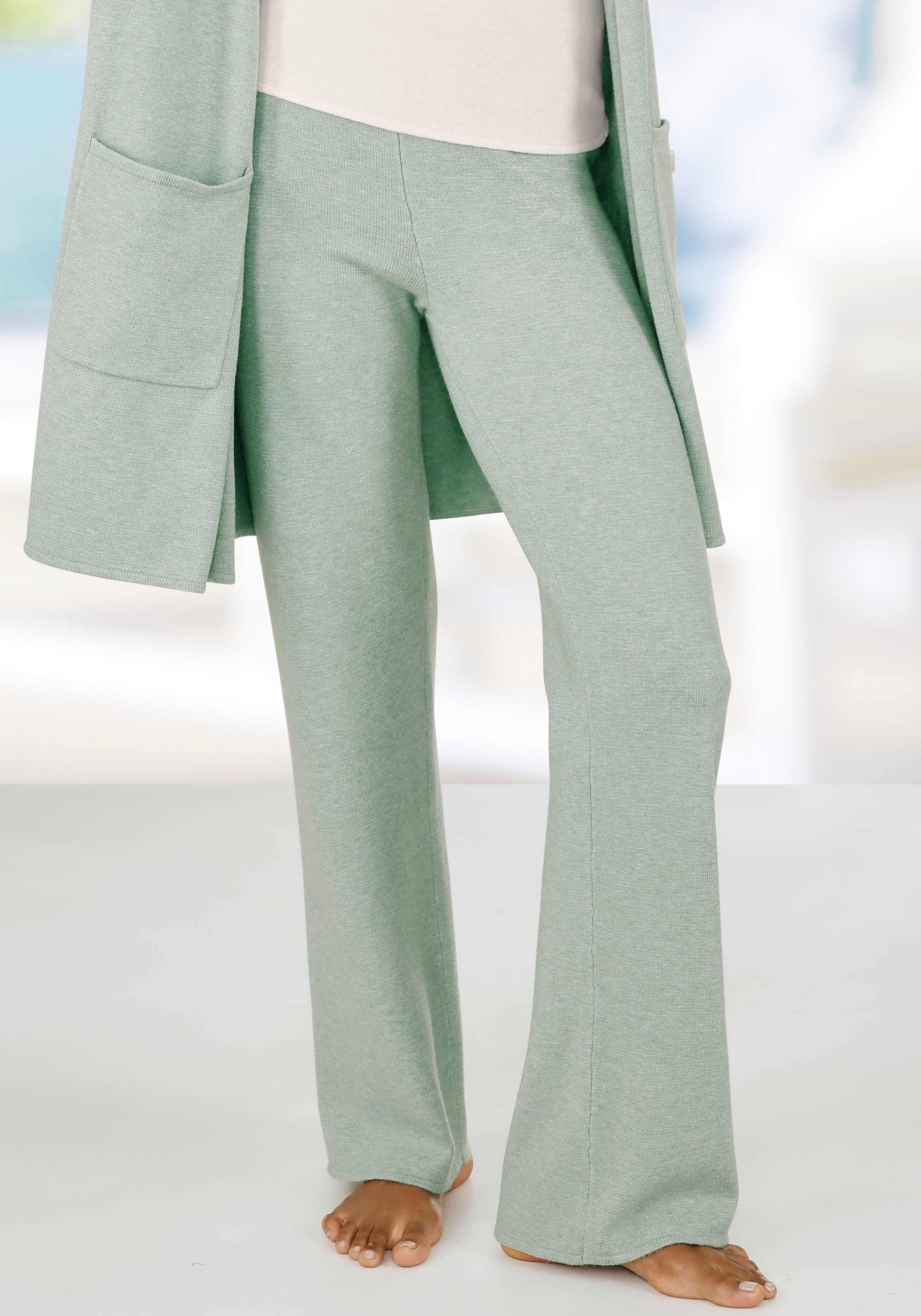 Image of LASCANA Strickhose lässig aus hochwertigem Strick, Loungewear