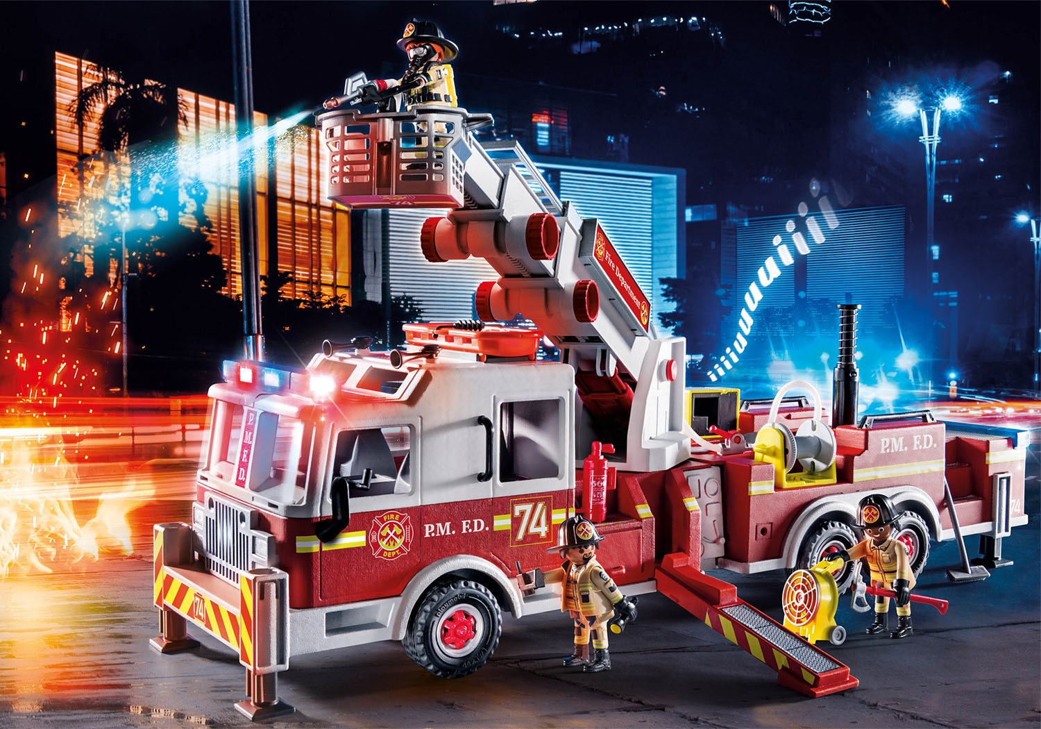 Playmobil® Konstruktions-Spielset »Feuerwehr-Fahrzeug: US Tower Ladder (70935), My Action Heroes«, (113 St.), mit Licht- und Soundeffekten, Made in Germany